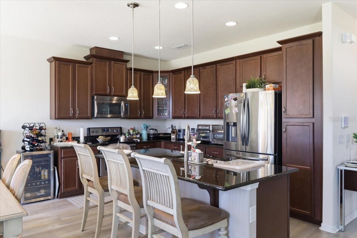 Image 7 of 18 For 4915 Southlawn Avenue