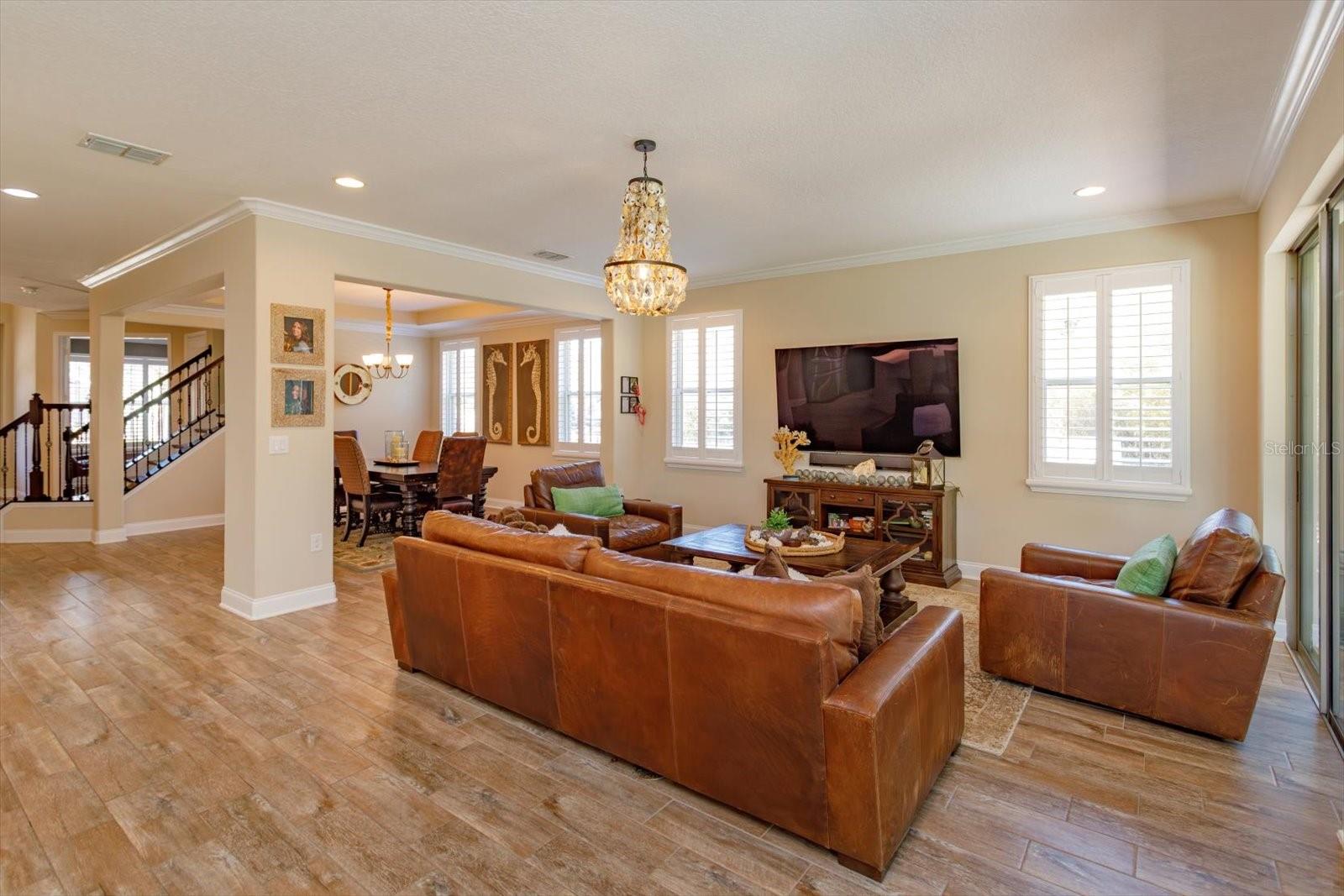 Image 12 of 45 For 790 Zoe Court