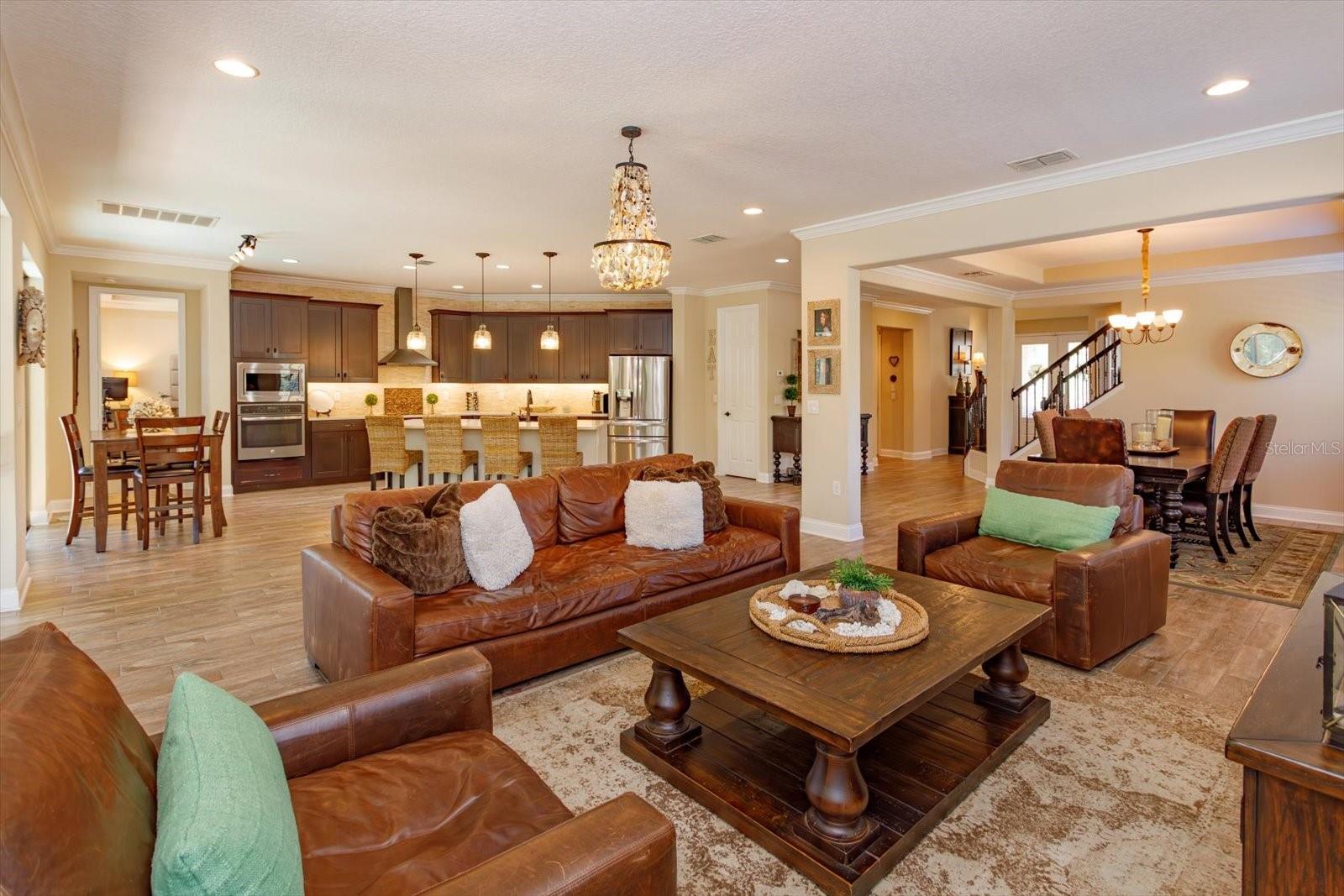 Image 13 of 45 For 790 Zoe Court