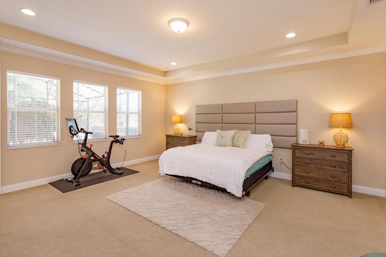 Image 22 of 45 For 790 Zoe Court