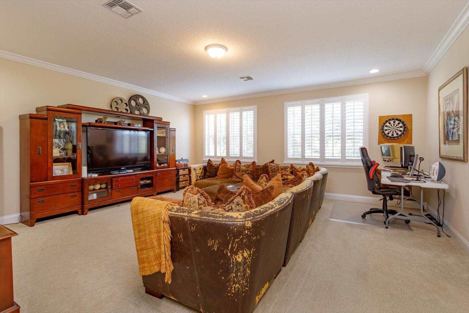 Image 28 of 45 For 790 Zoe Court