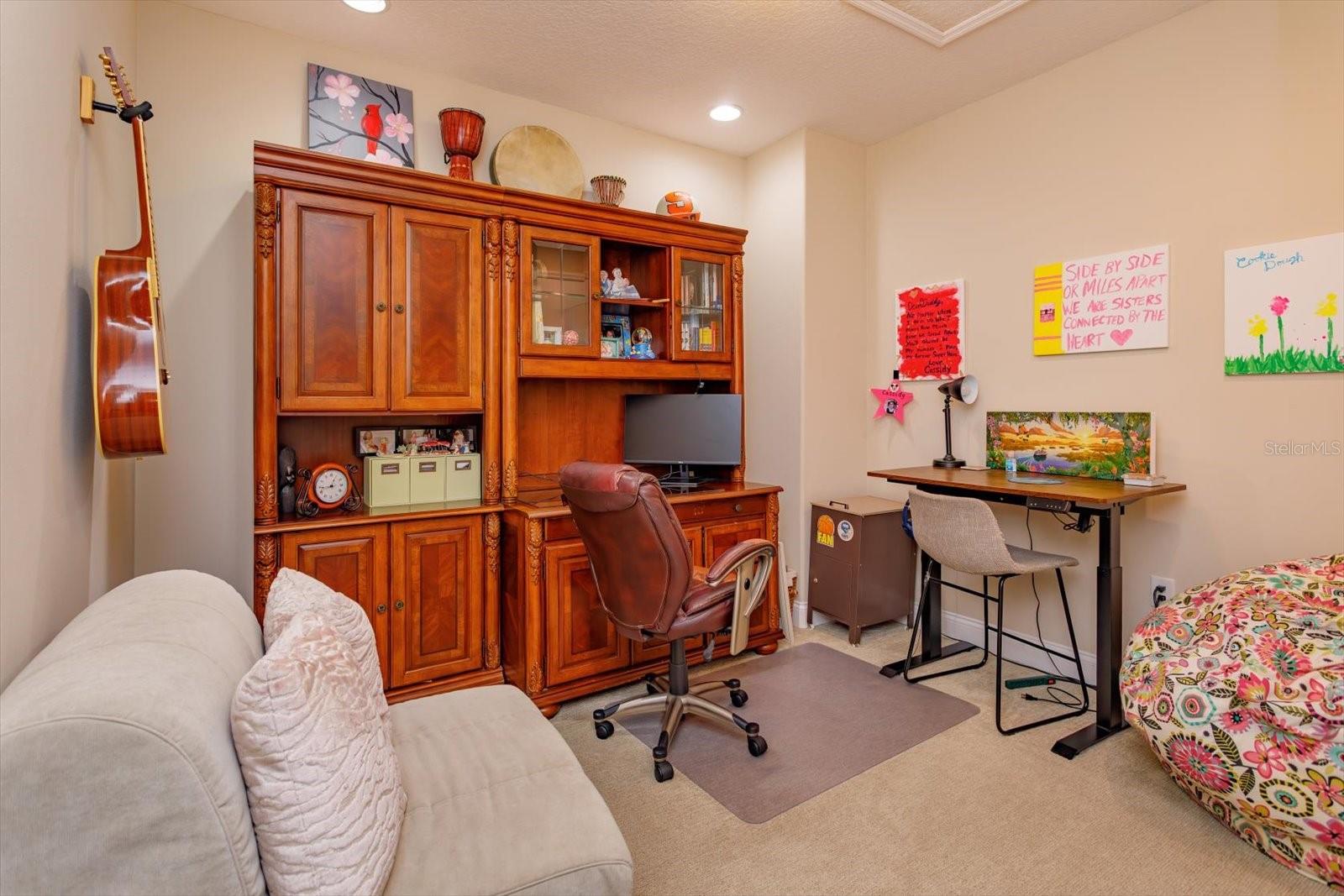 Image 31 of 45 For 790 Zoe Court