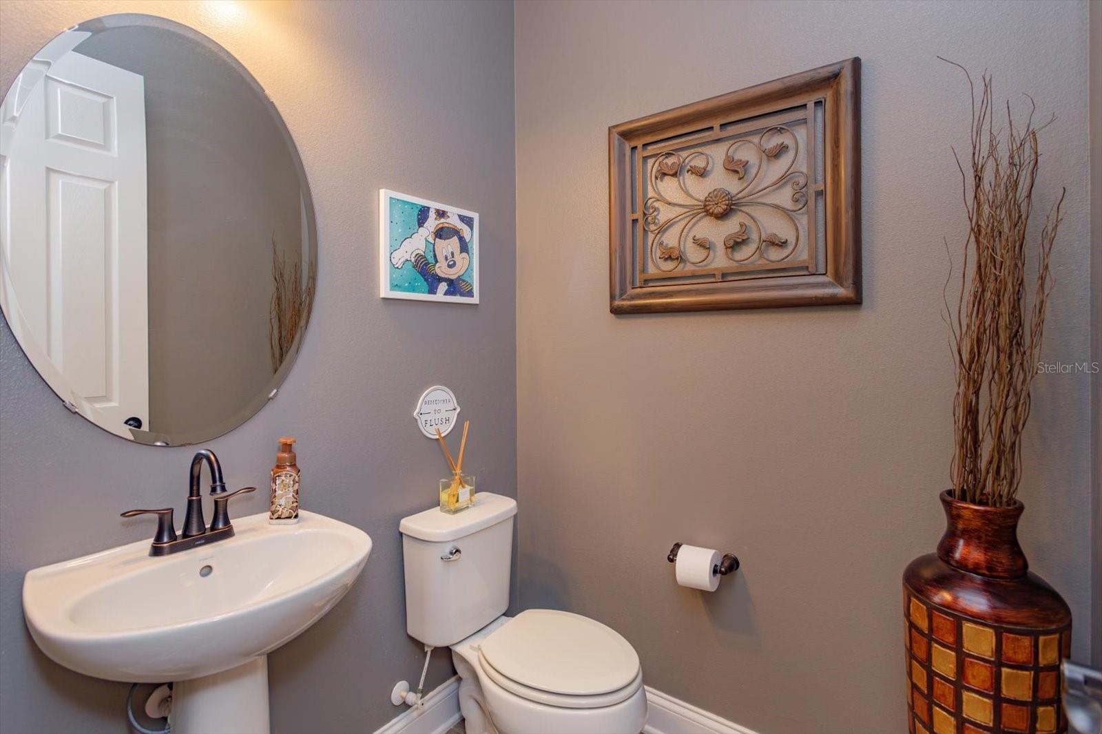 Image 38 of 45 For 790 Zoe Court