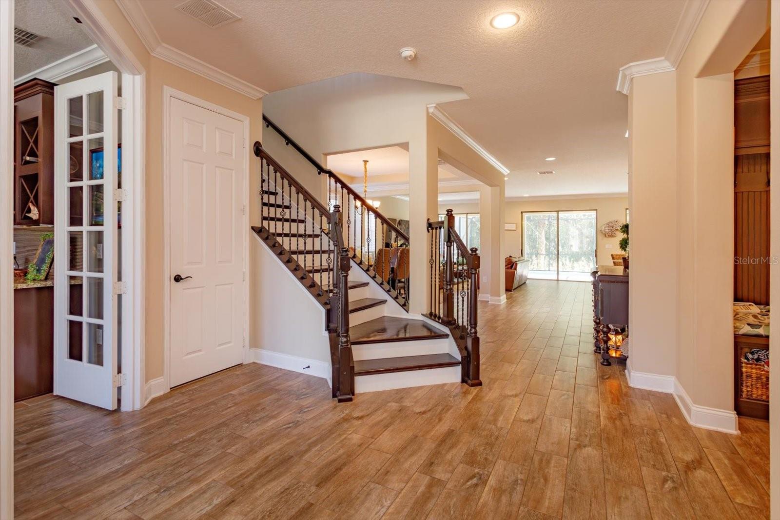 Image 6 of 45 For 790 Zoe Court