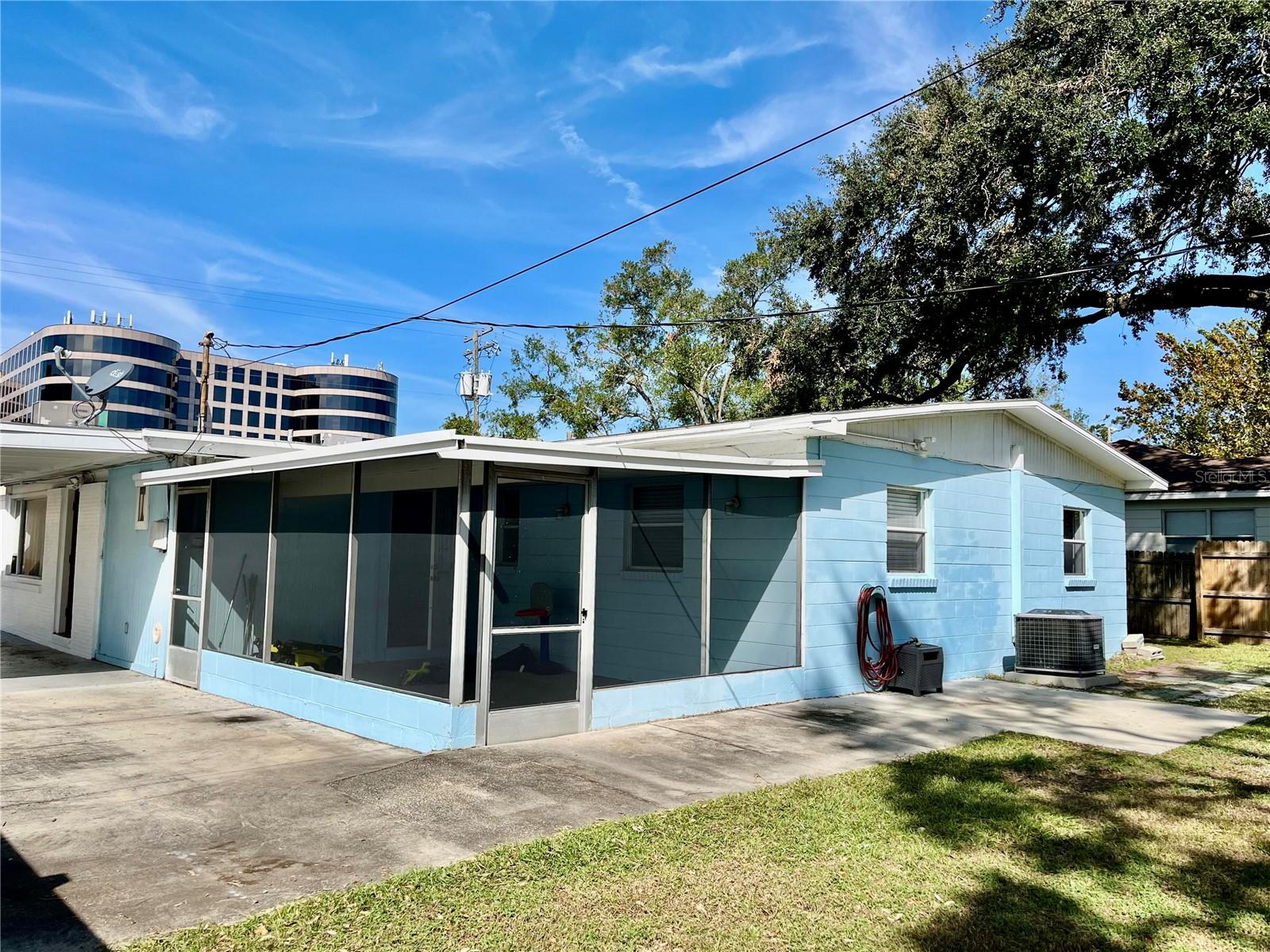 Image 16 of 20 For 116 Renellie Drive