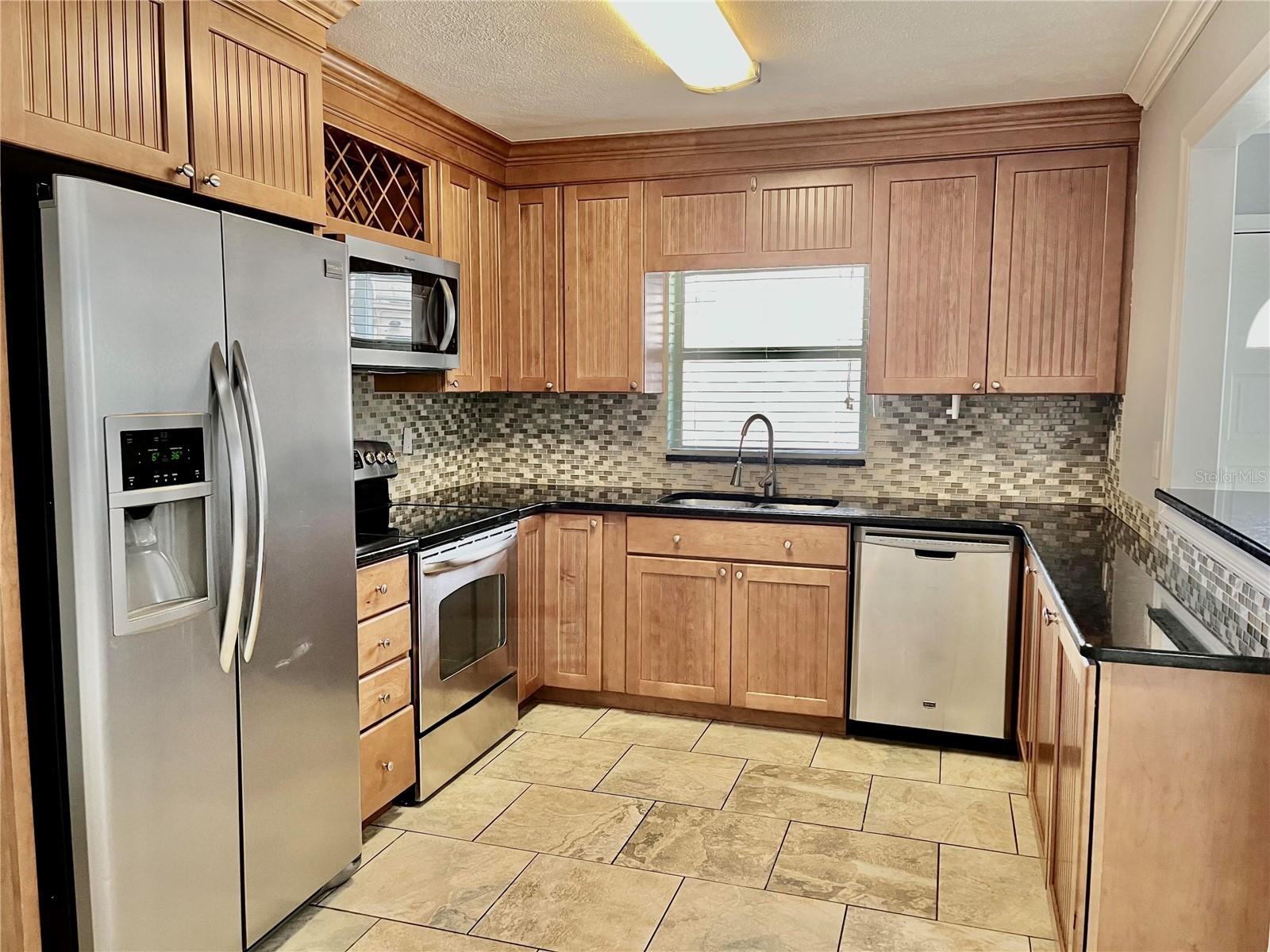 Image 5 of 20 For 116 Renellie Drive