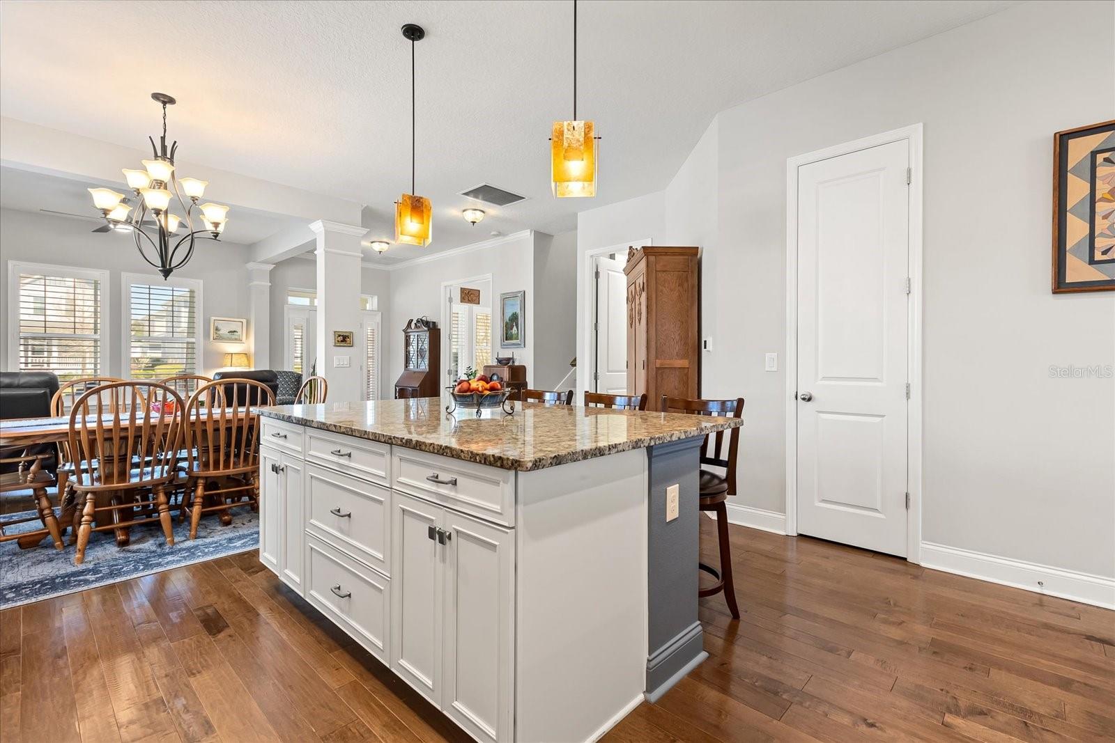 Image 10 of 47 For 1045 Colleton Alley