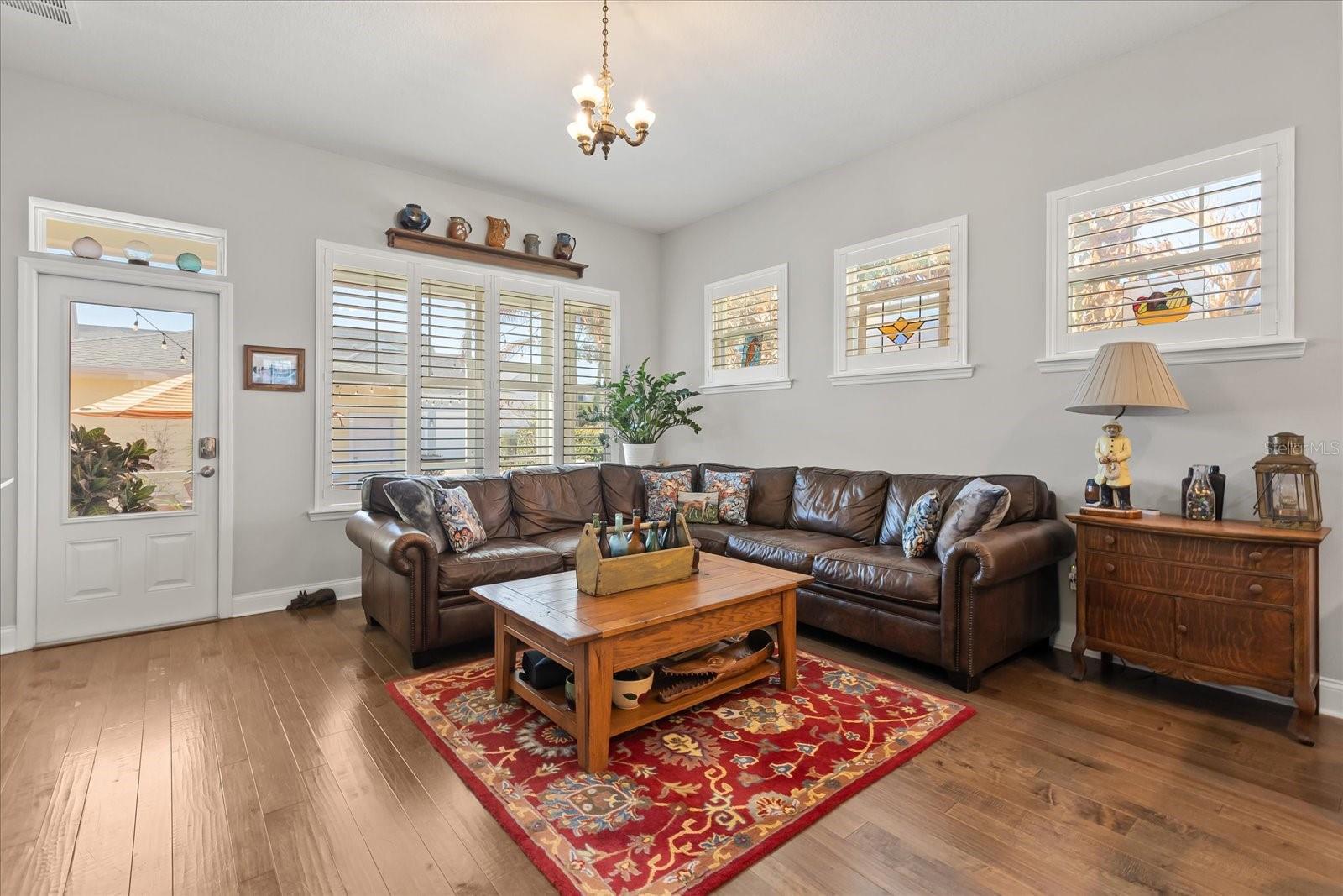 Image 12 of 47 For 1045 Colleton Alley