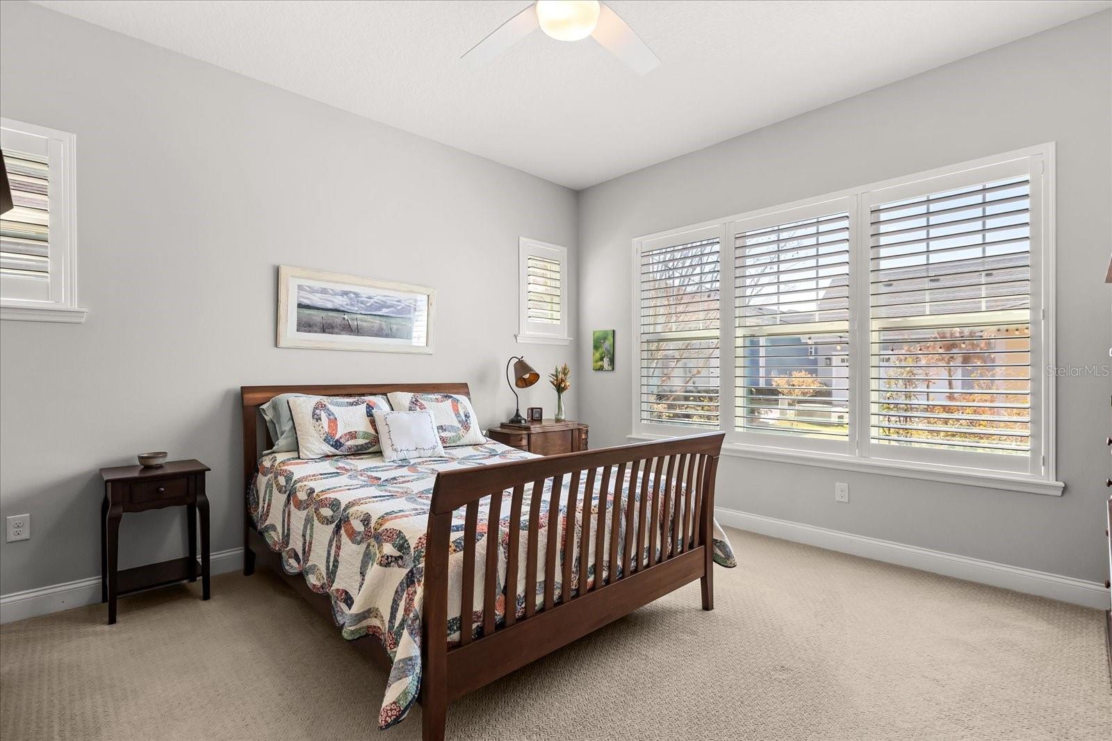 Image 20 of 47 For 1045 Colleton Alley