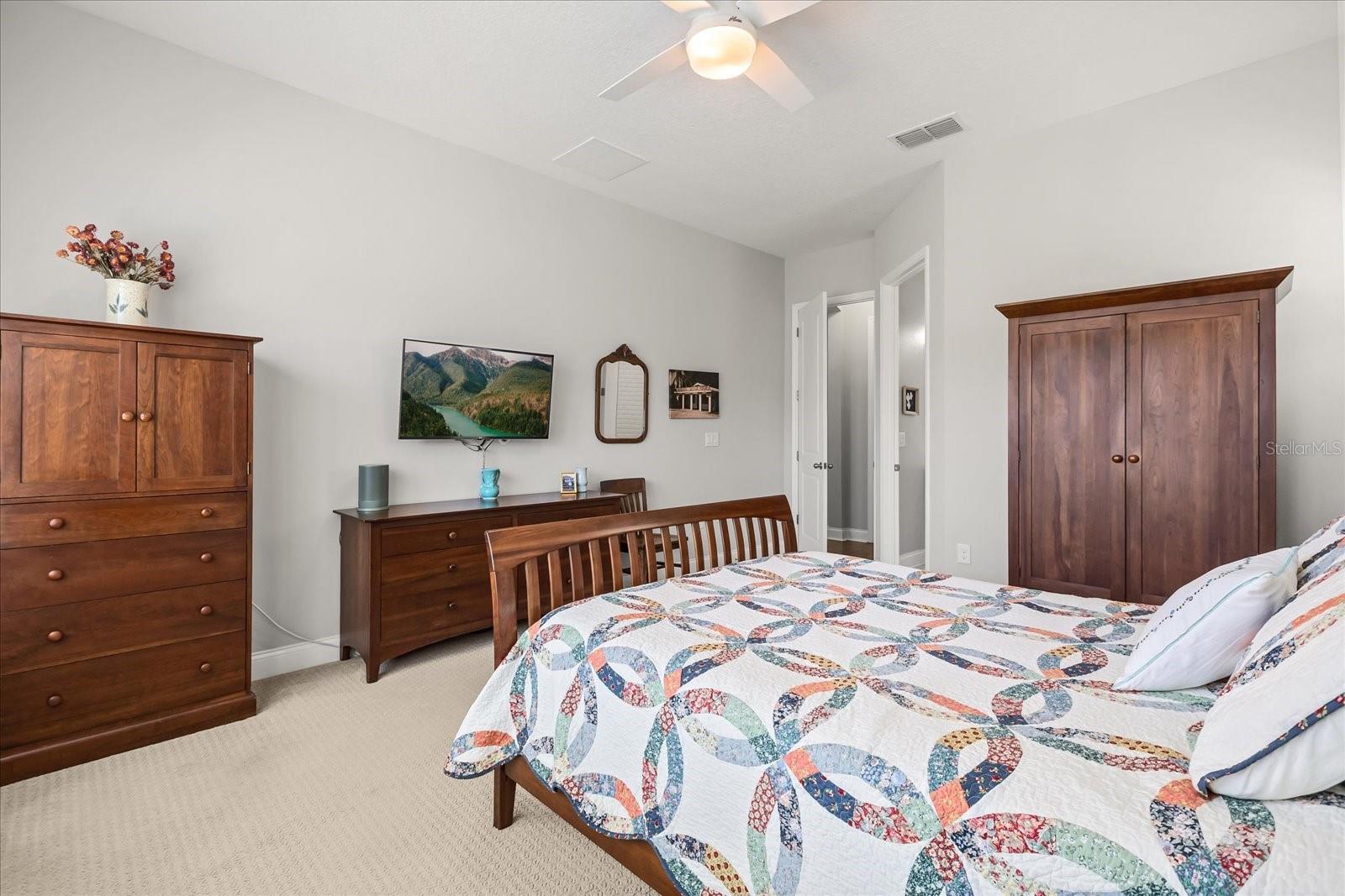 Image 21 of 47 For 1045 Colleton Alley