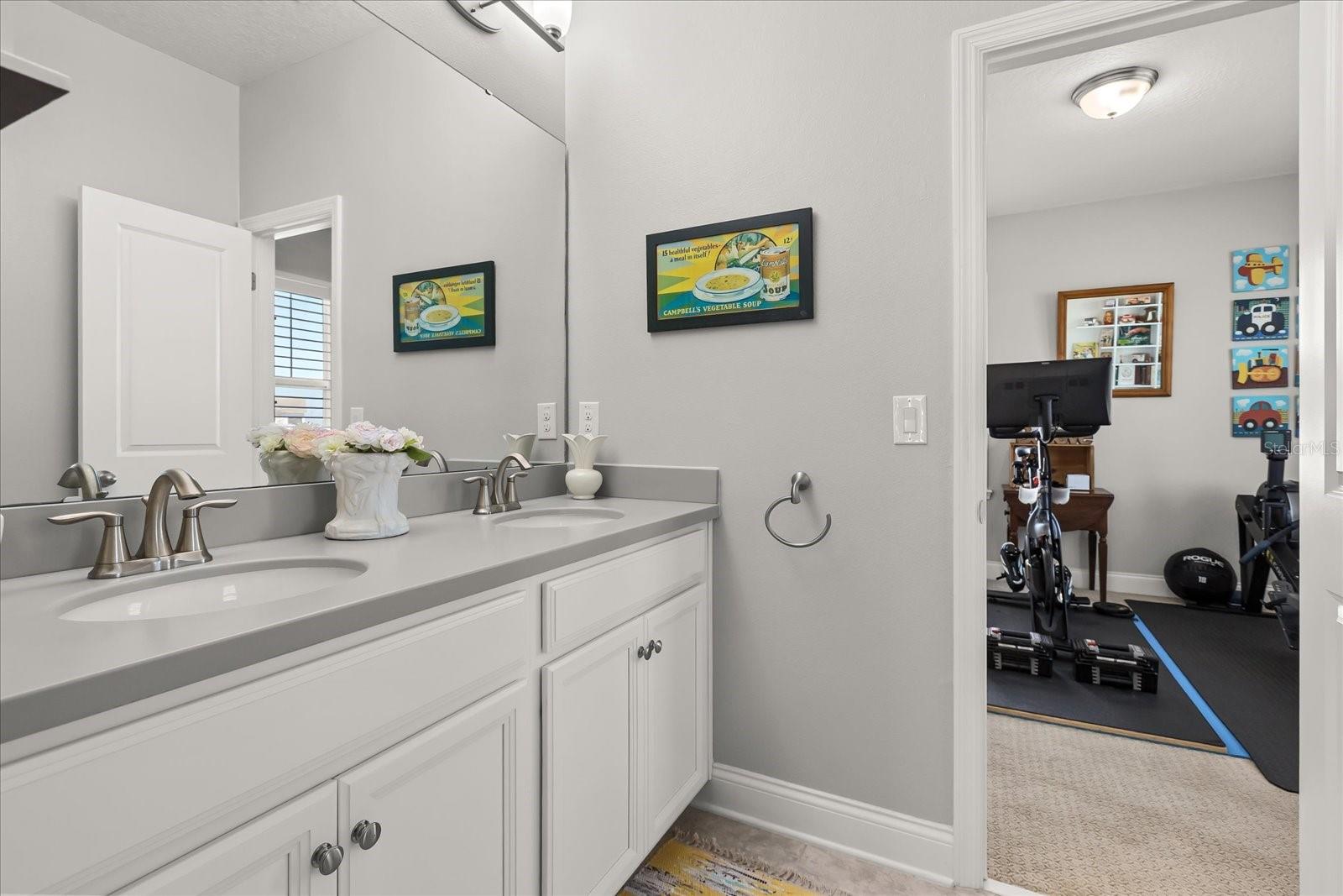 Image 30 of 47 For 1045 Colleton Alley