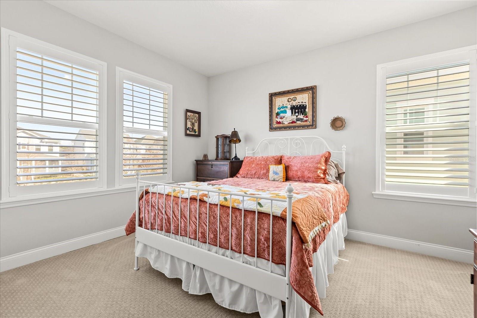 Image 32 of 47 For 1045 Colleton Alley