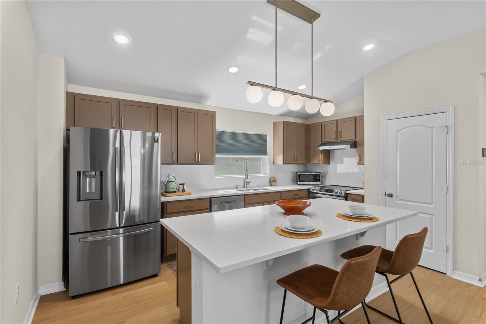 Image 10 of 27 For 4621 Glencrest Loop