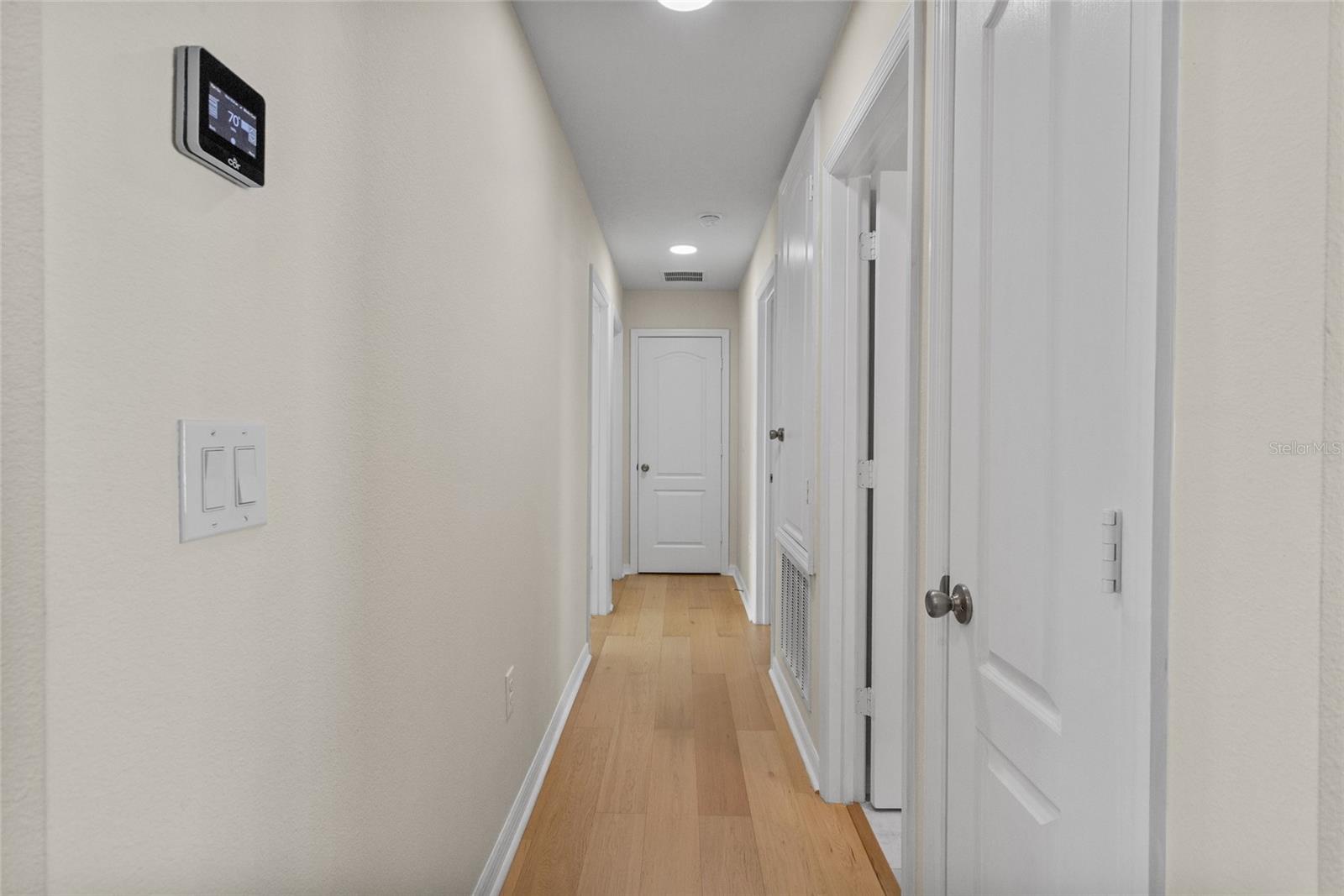 Image 18 of 27 For 4621 Glencrest Loop