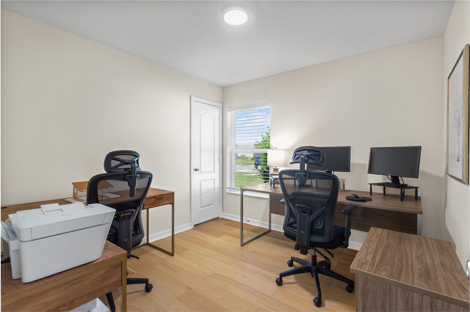 Image 21 of 27 For 4621 Glencrest Loop