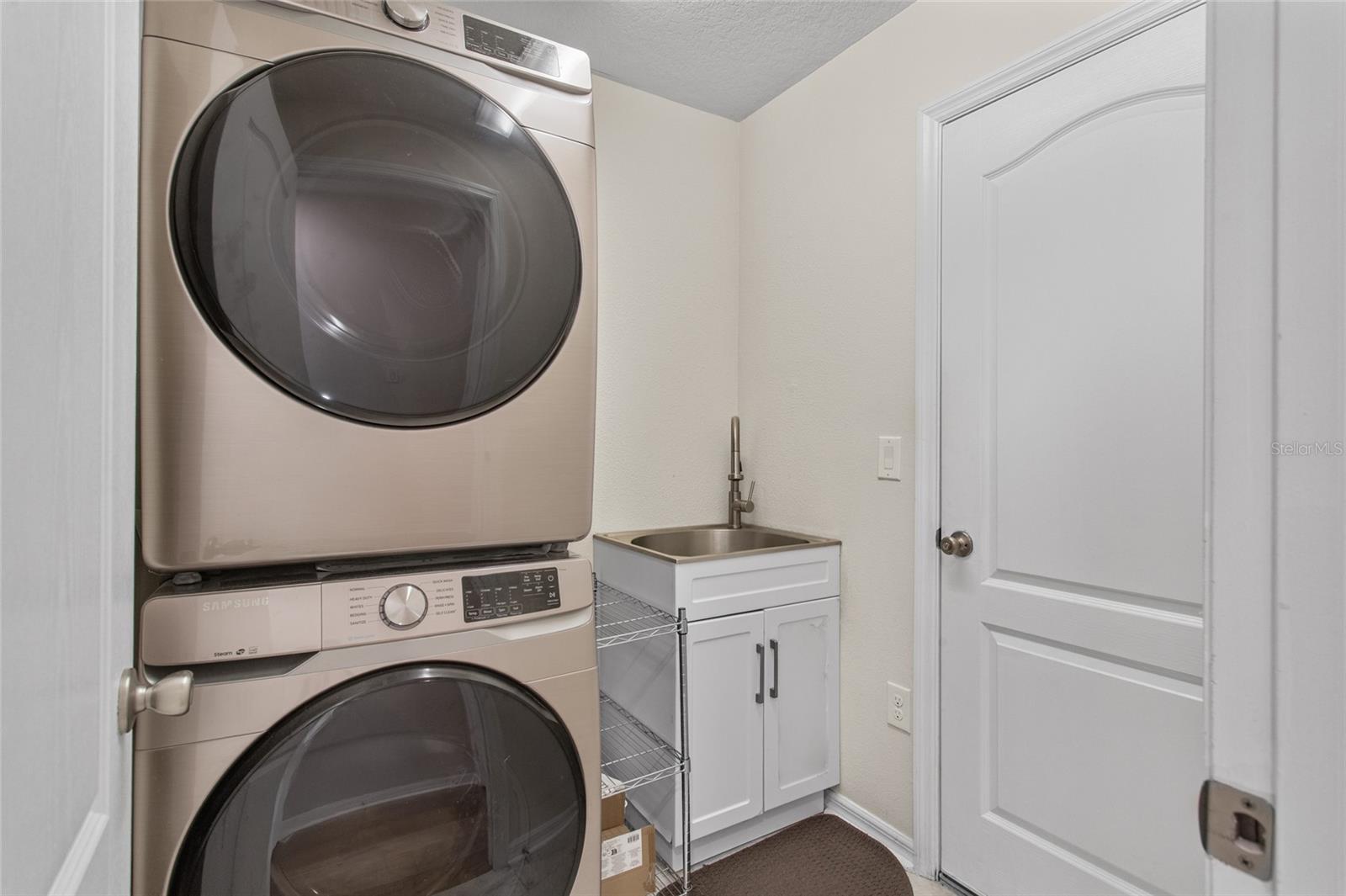 Image 23 of 27 For 4621 Glencrest Loop