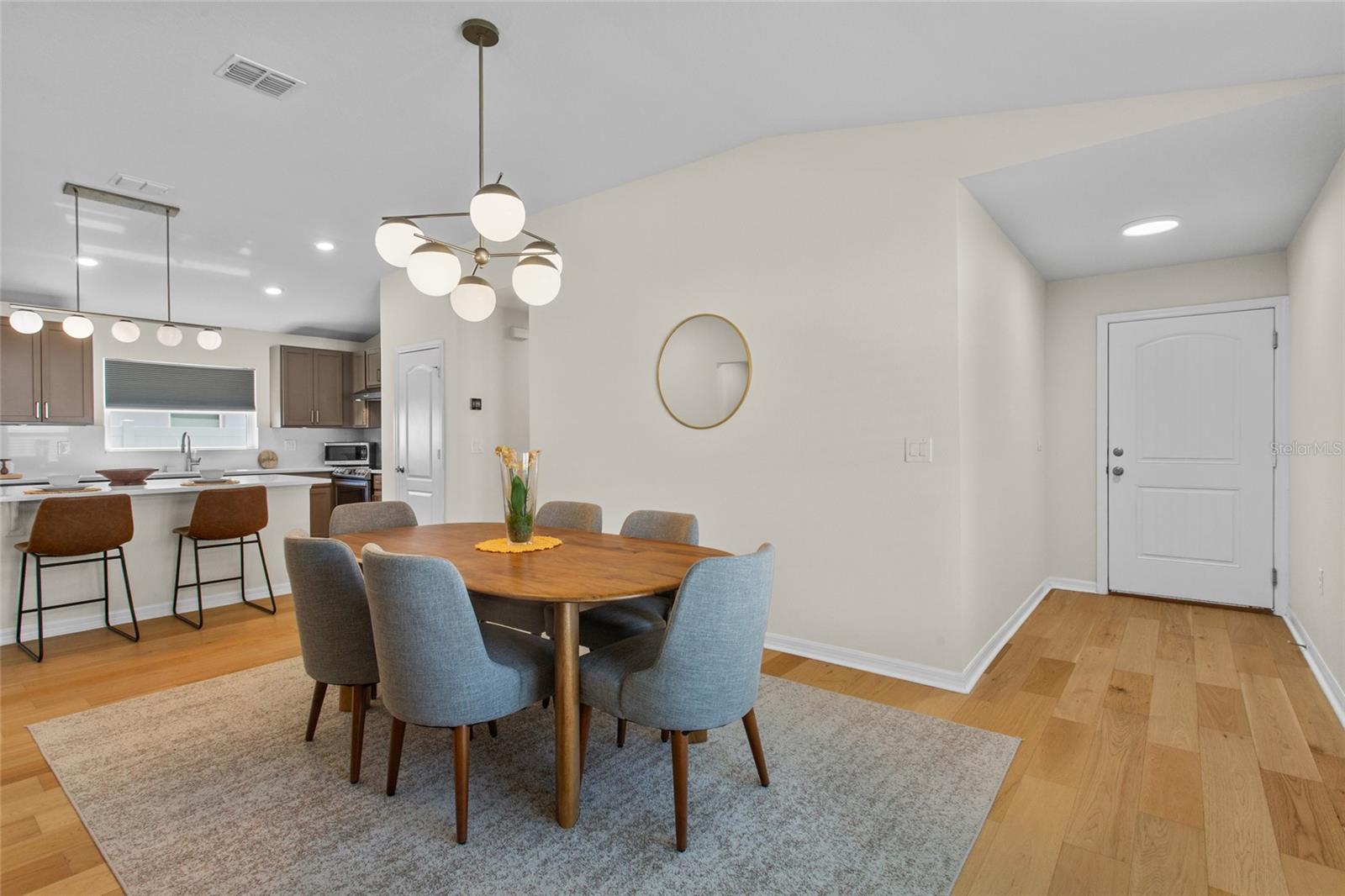 Image 7 of 27 For 4621 Glencrest Loop