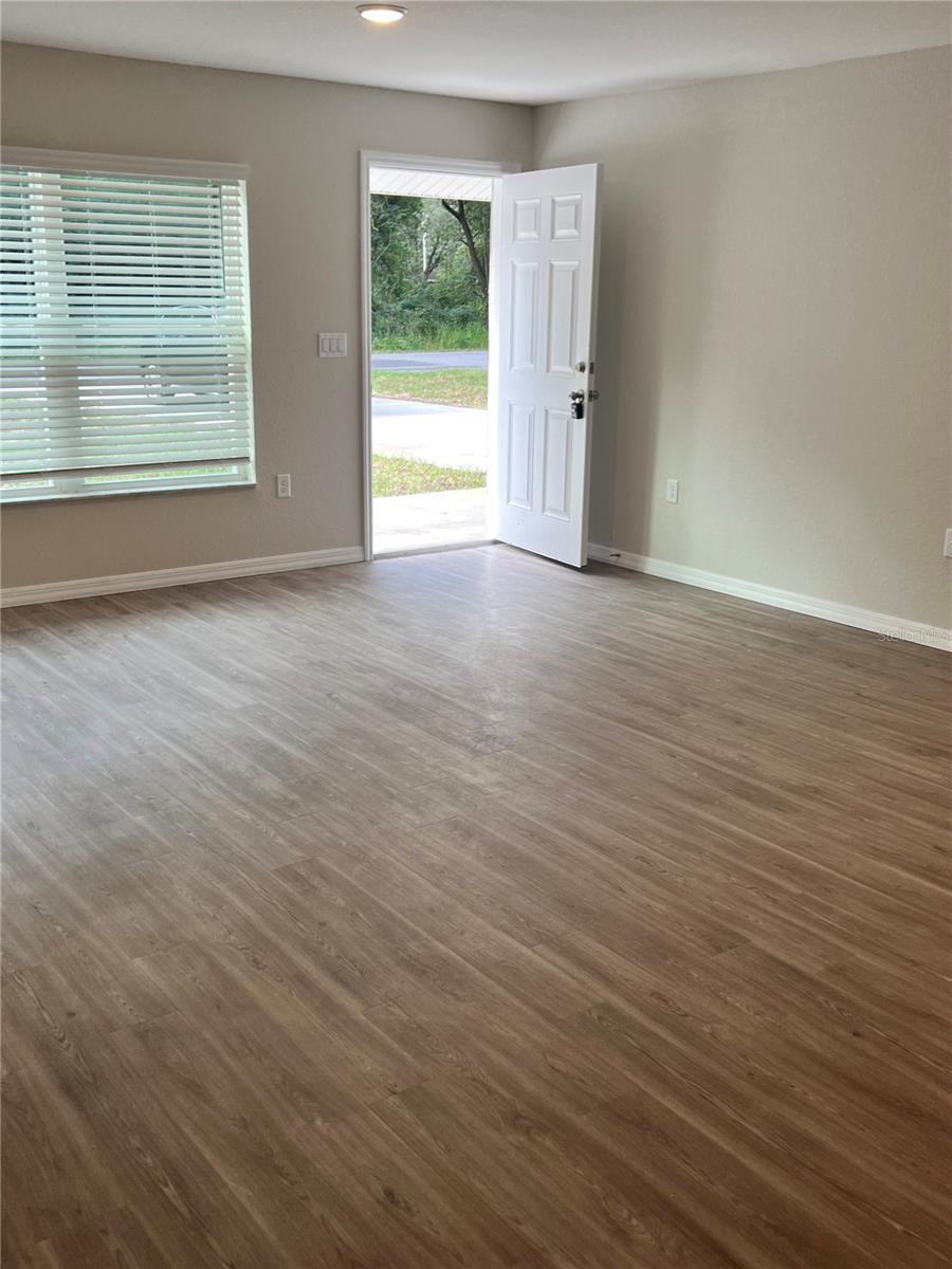 Image 10 of 11 For 34 Locust Run 2