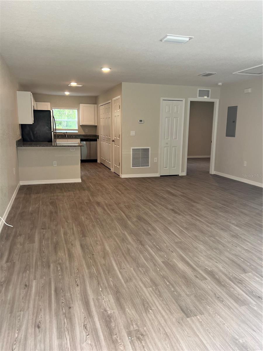 Image 3 of 11 For 34 Locust Run 2