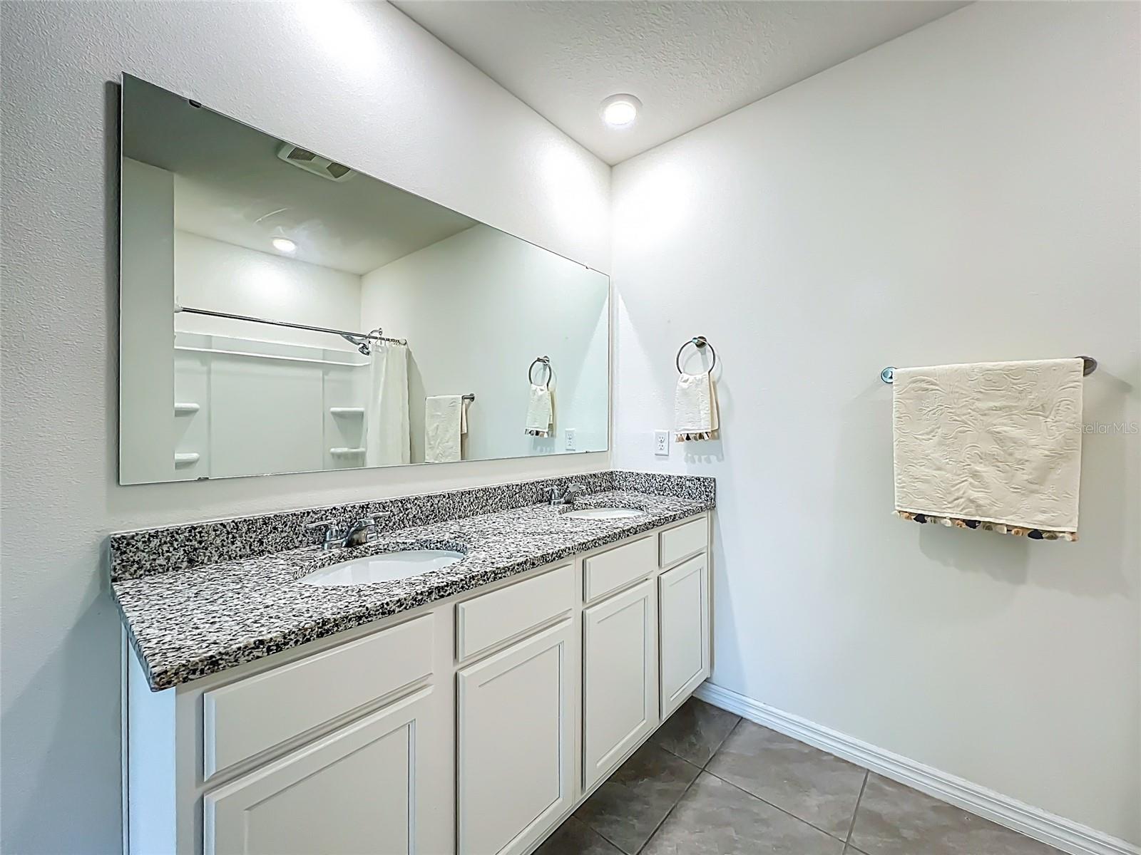 Image 41 of 53 For 1737 Aurora Ridge Drive