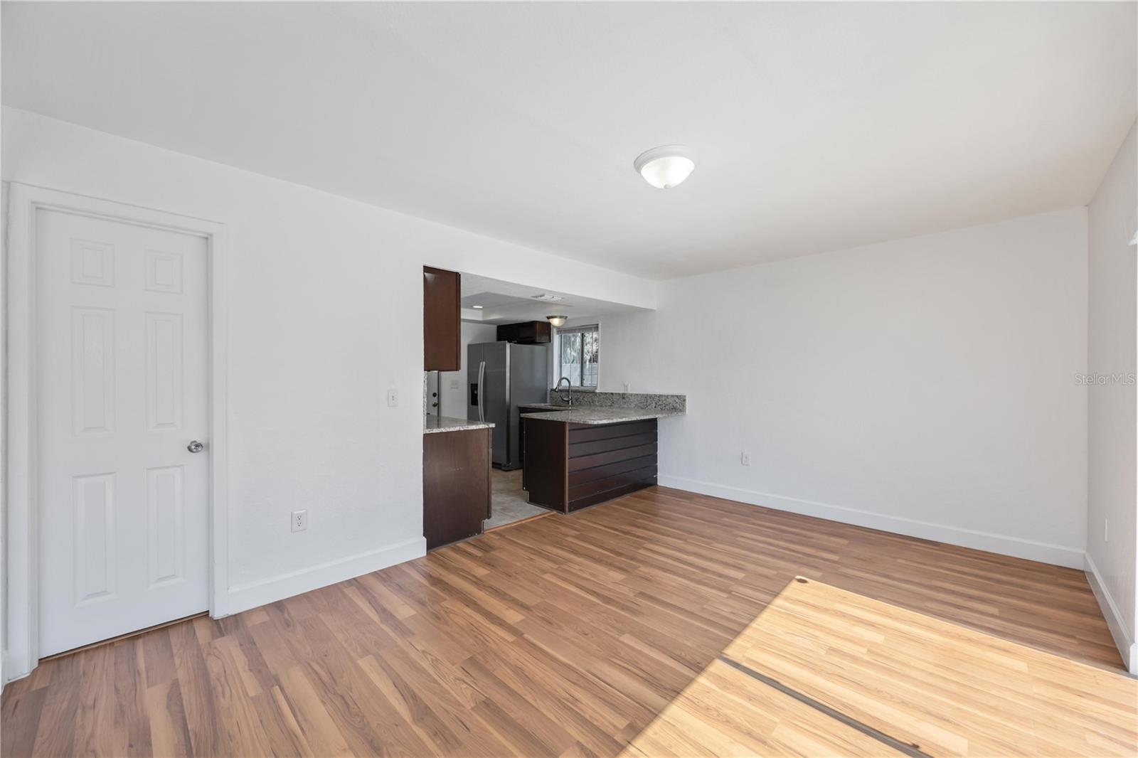 Image 15 of 42 For 1675 Sailpoint Drive