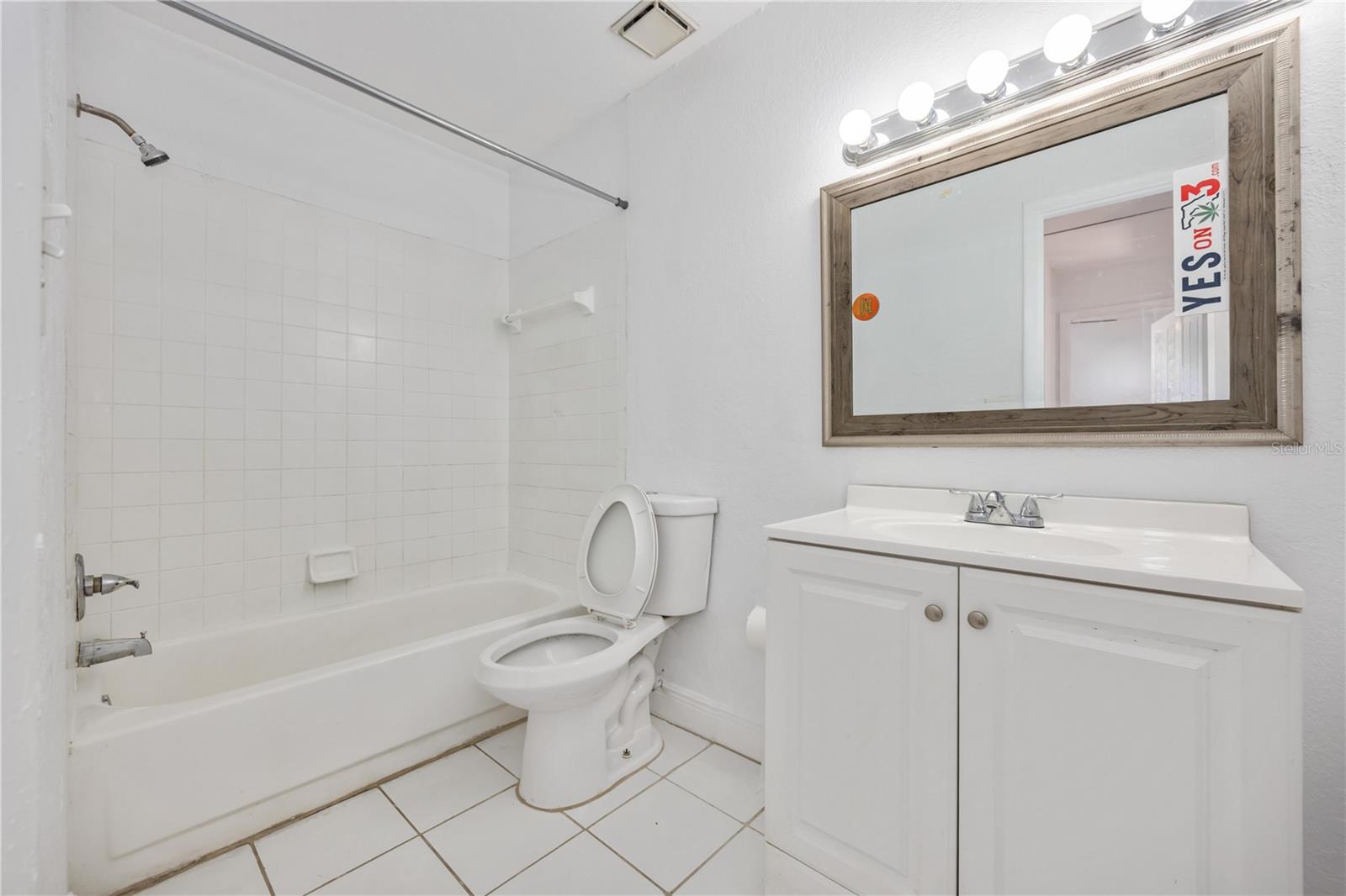 Image 29 of 42 For 1675 Sailpoint Drive