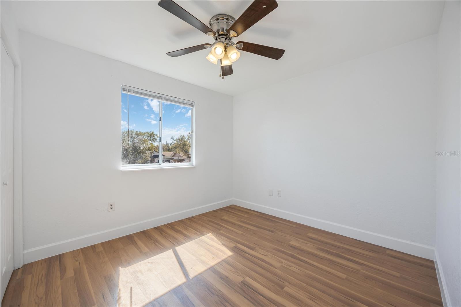 Image 30 of 42 For 1675 Sailpoint Drive