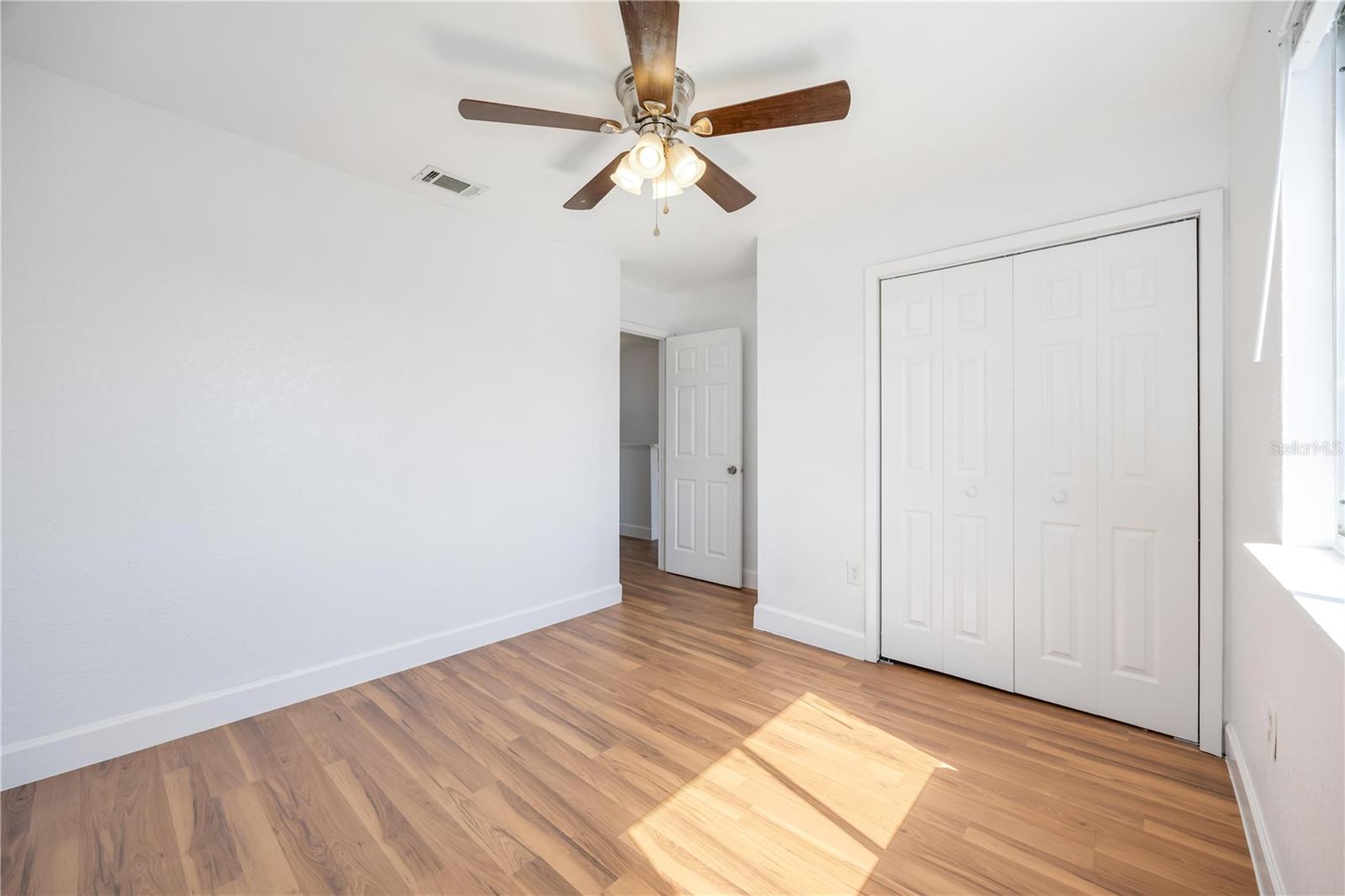 Image 32 of 42 For 1675 Sailpoint Drive