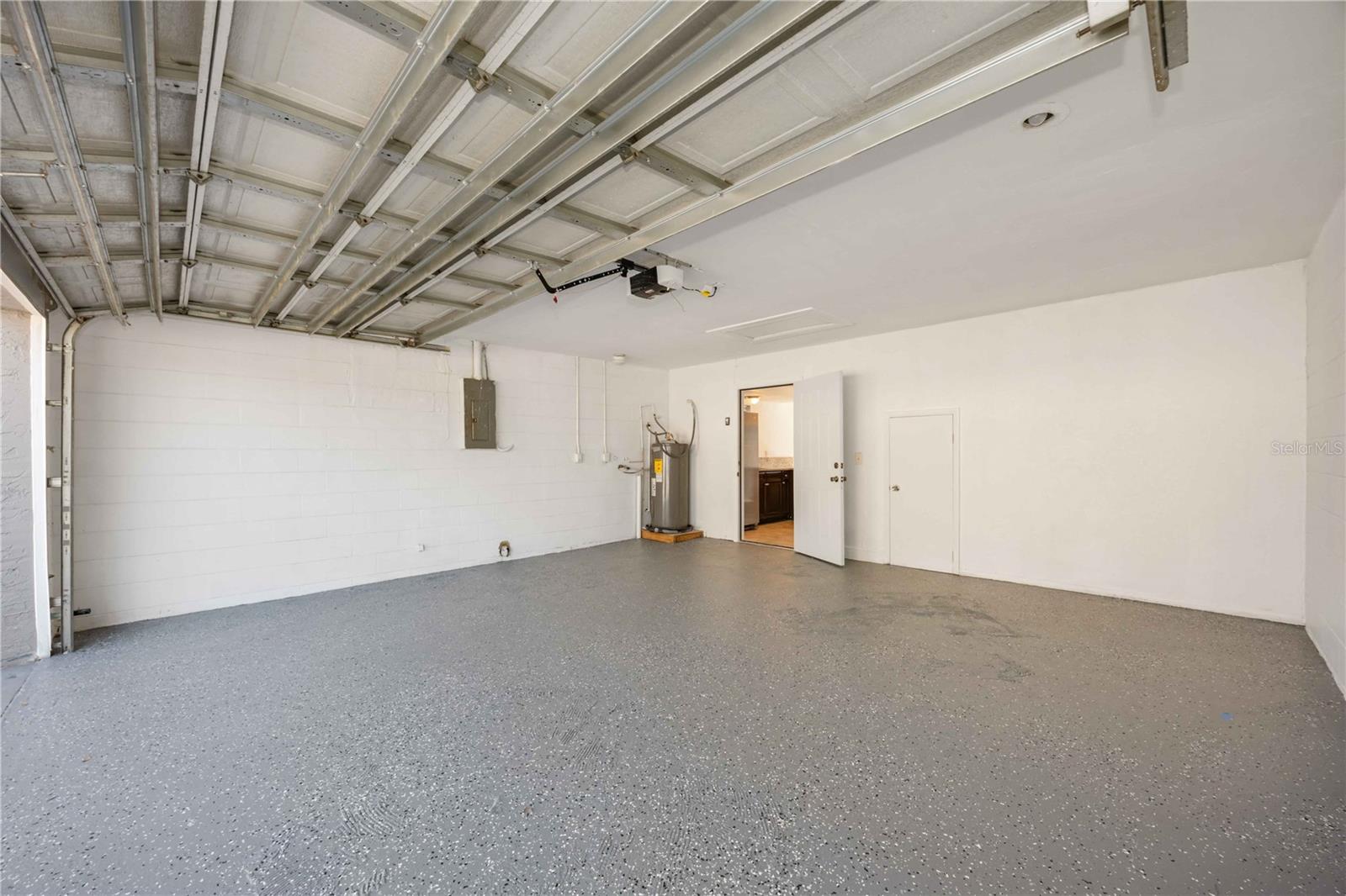 Image 36 of 42 For 1675 Sailpoint Drive