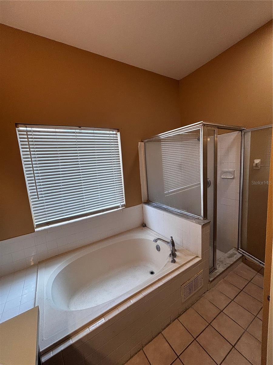 Image 6 of 10 For 1485 Oberlin Terrace