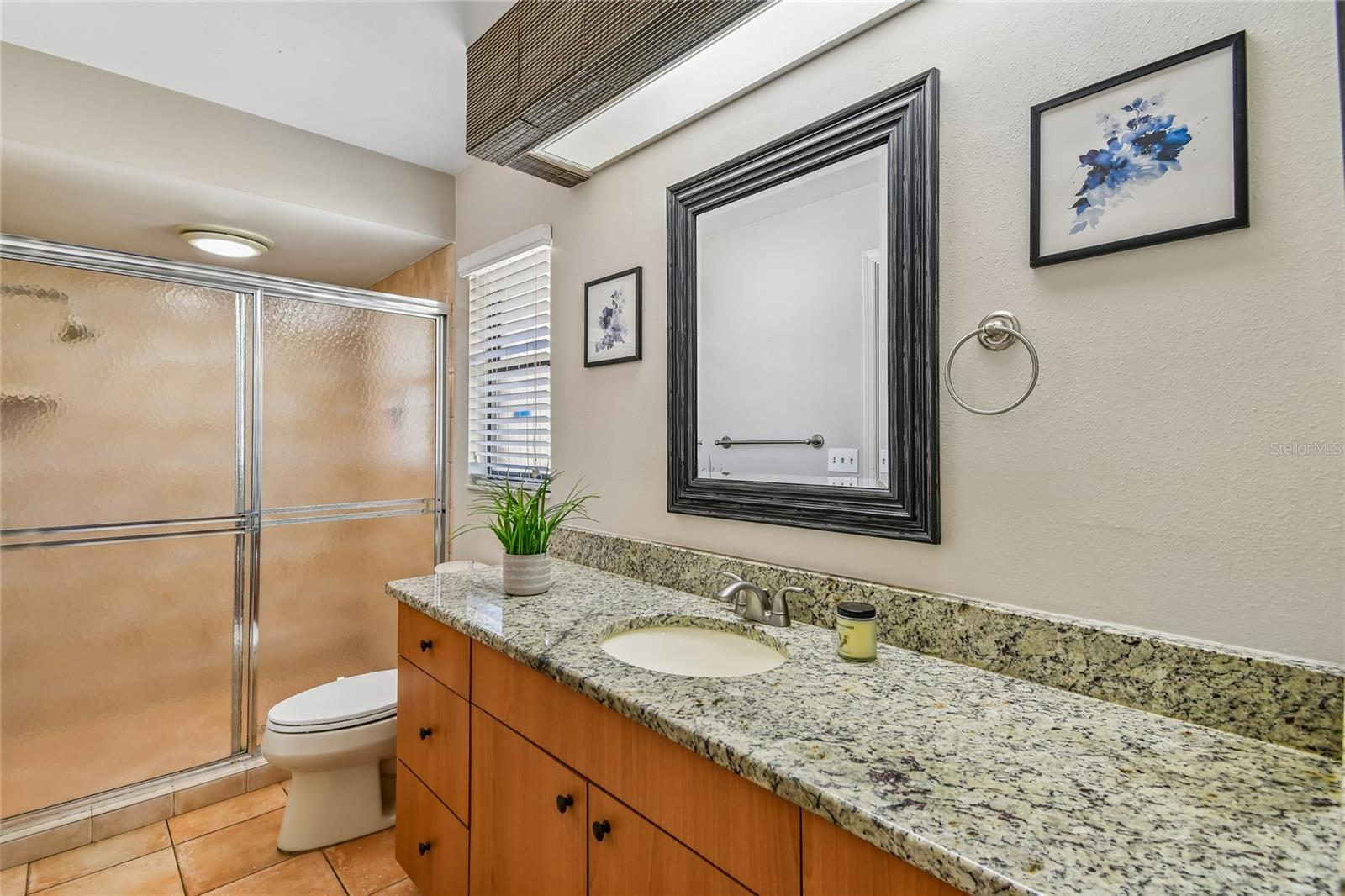 Image 16 of 27 For 1106 Superior Court