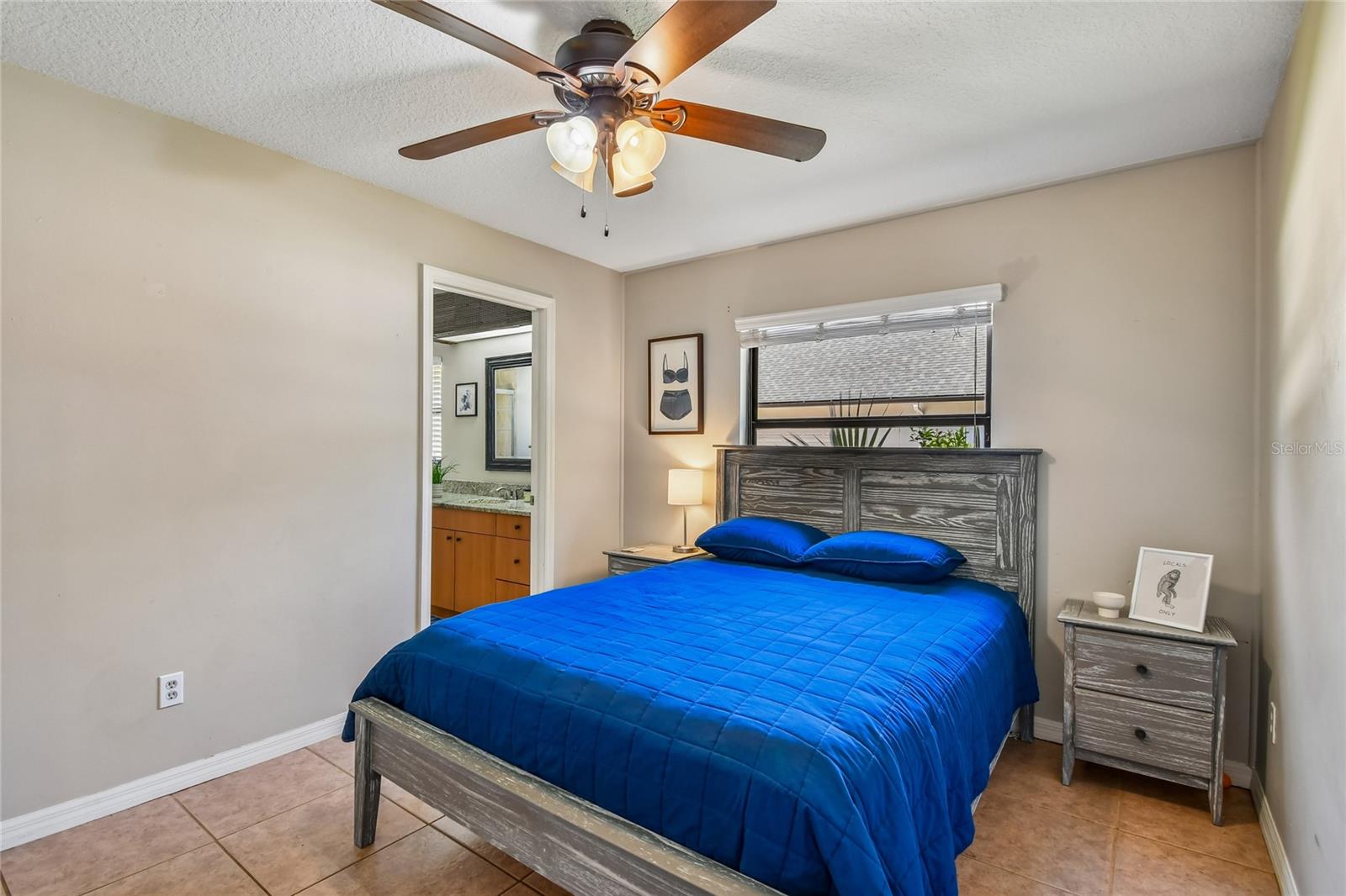 Image 17 of 27 For 1106 Superior Court