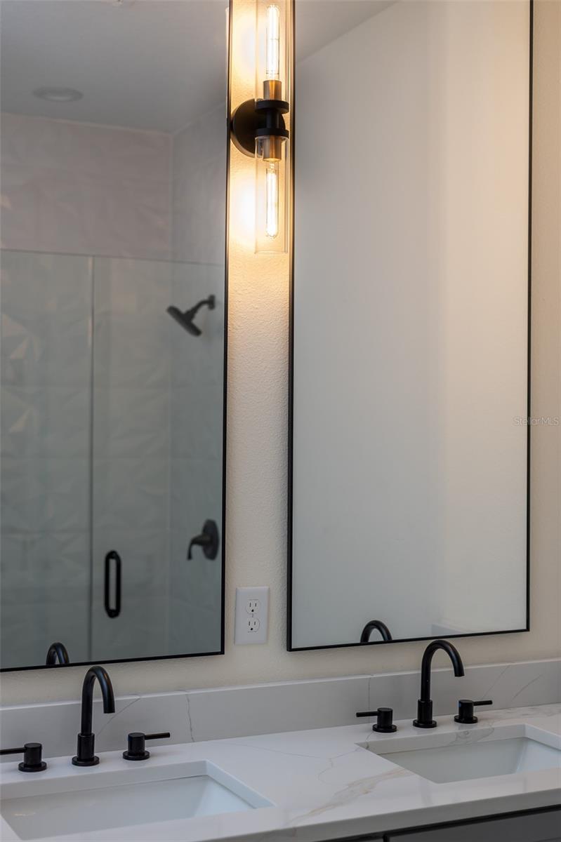 Image 26 of 52 For 1686 17th Street