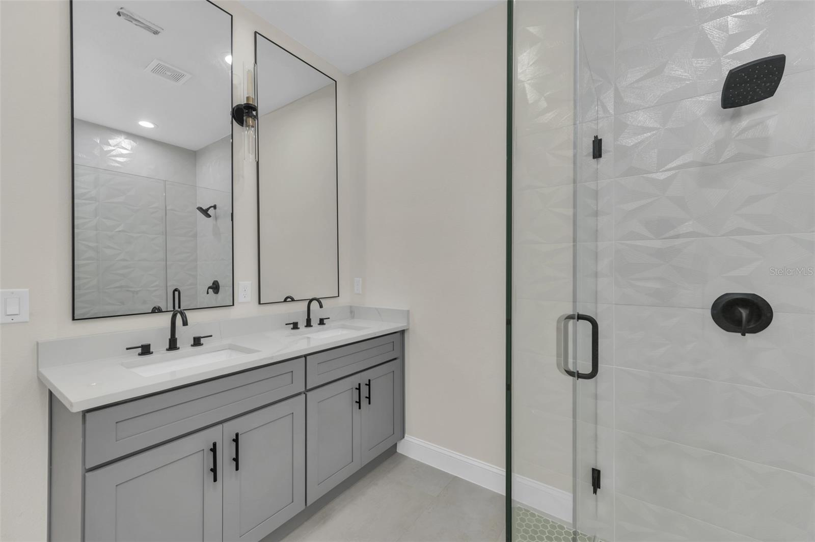 Image 31 of 52 For 1686 17th Street