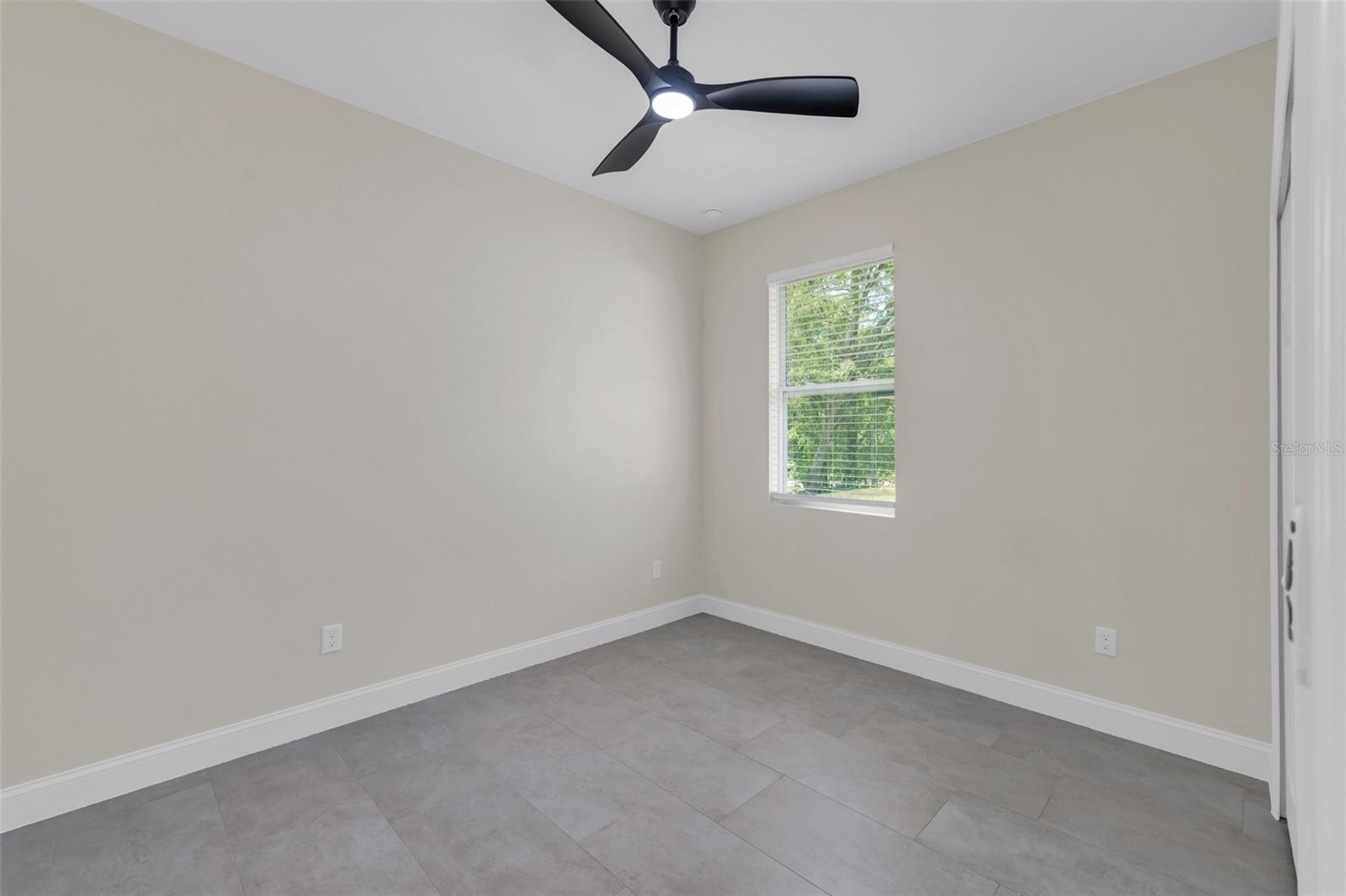 Image 32 of 52 For 1686 17th Street