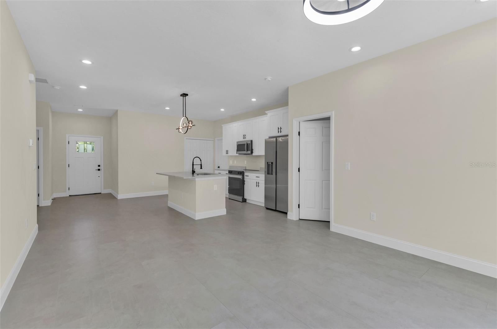 Image 5 of 52 For 1686 17th Street