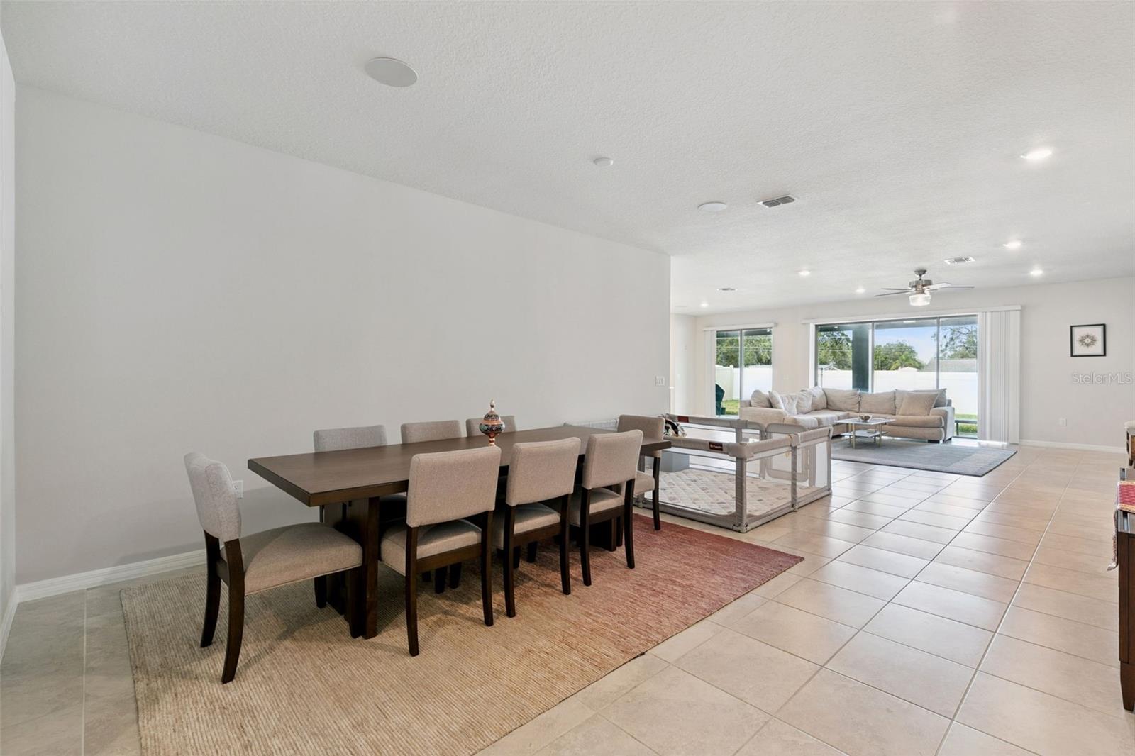 Image 11 of 59 For 3322 Canyon Grand Point