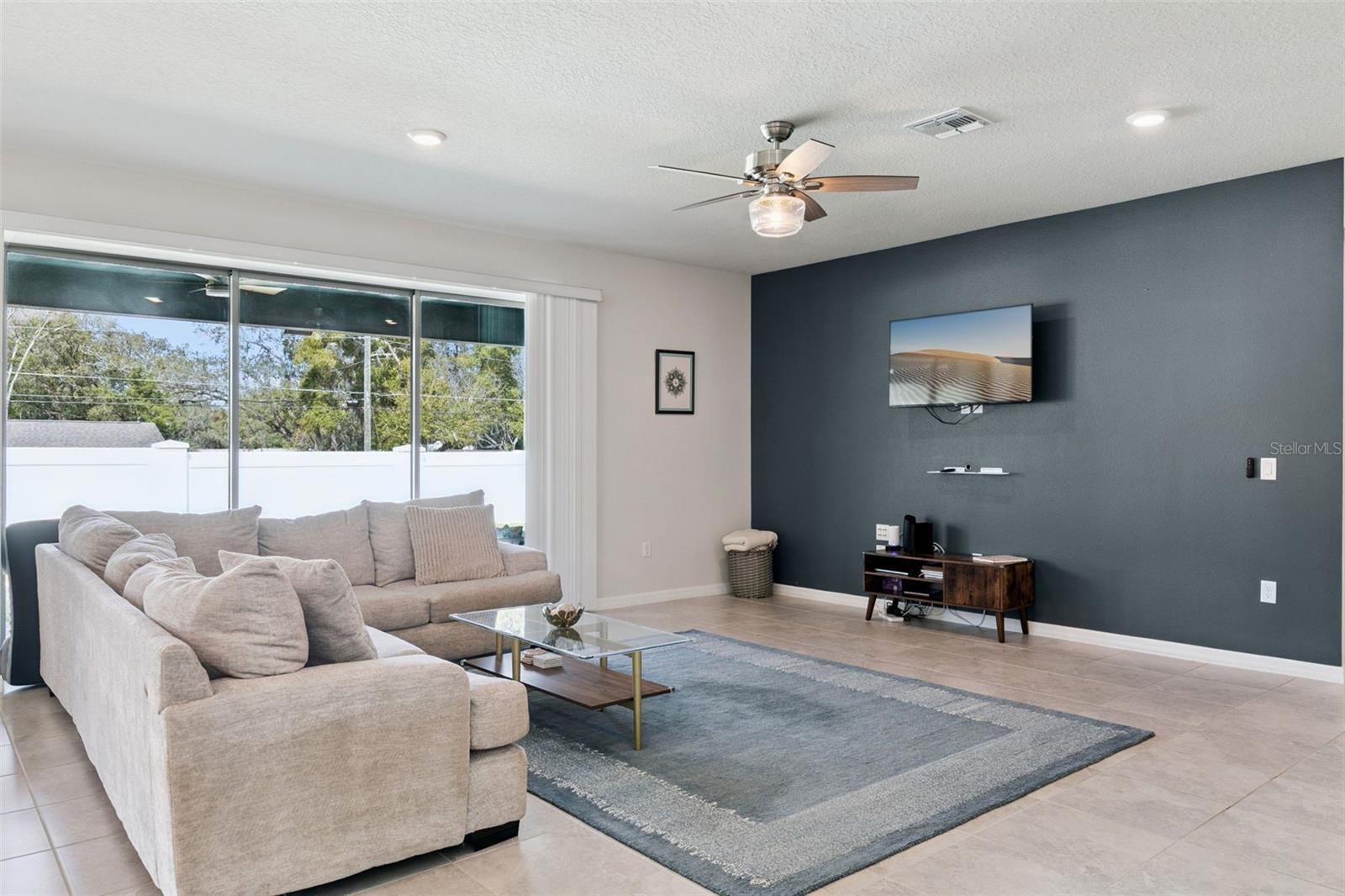 Image 13 of 59 For 3322 Canyon Grand Point