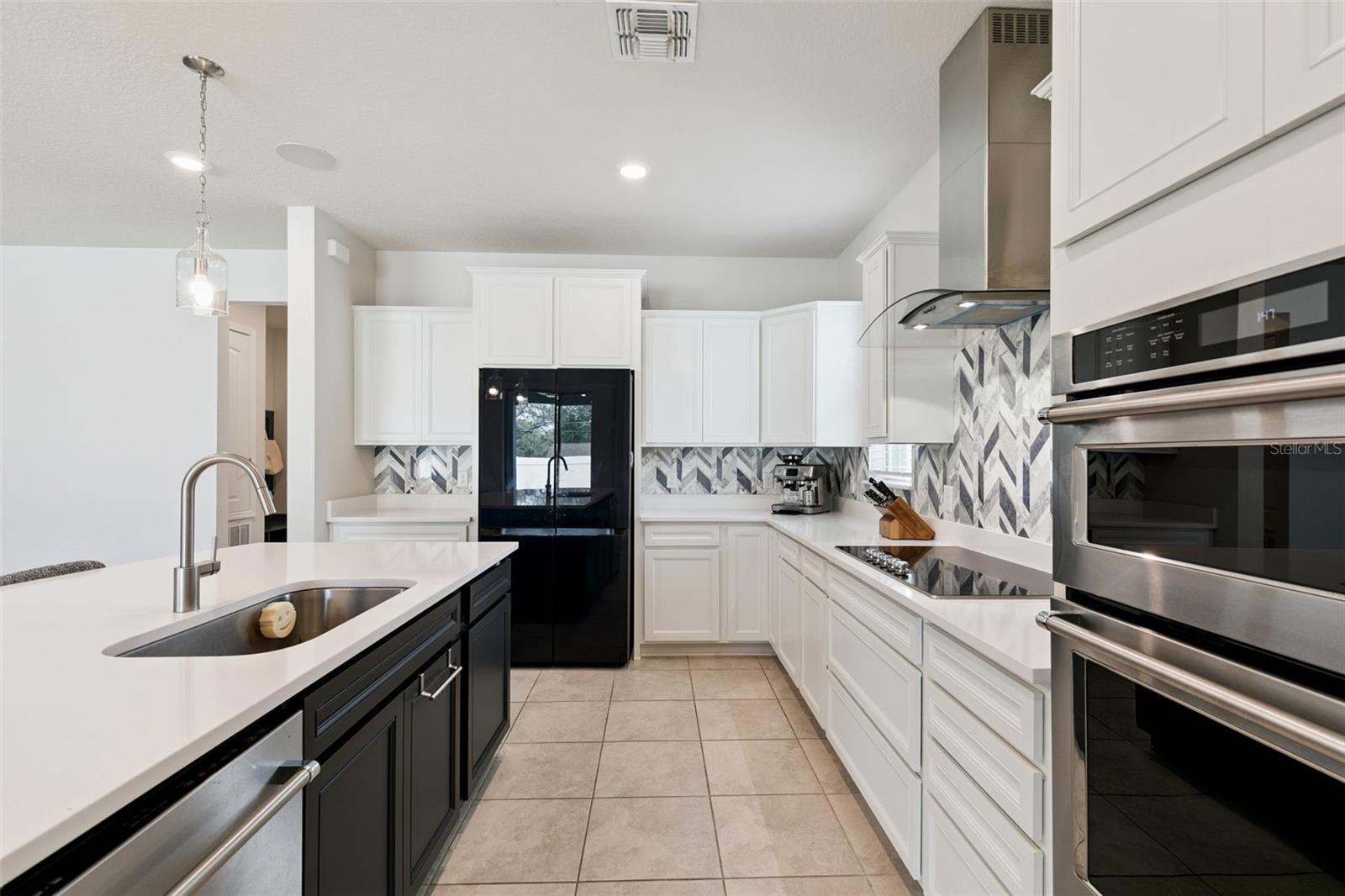 Image 23 of 59 For 3322 Canyon Grand Point