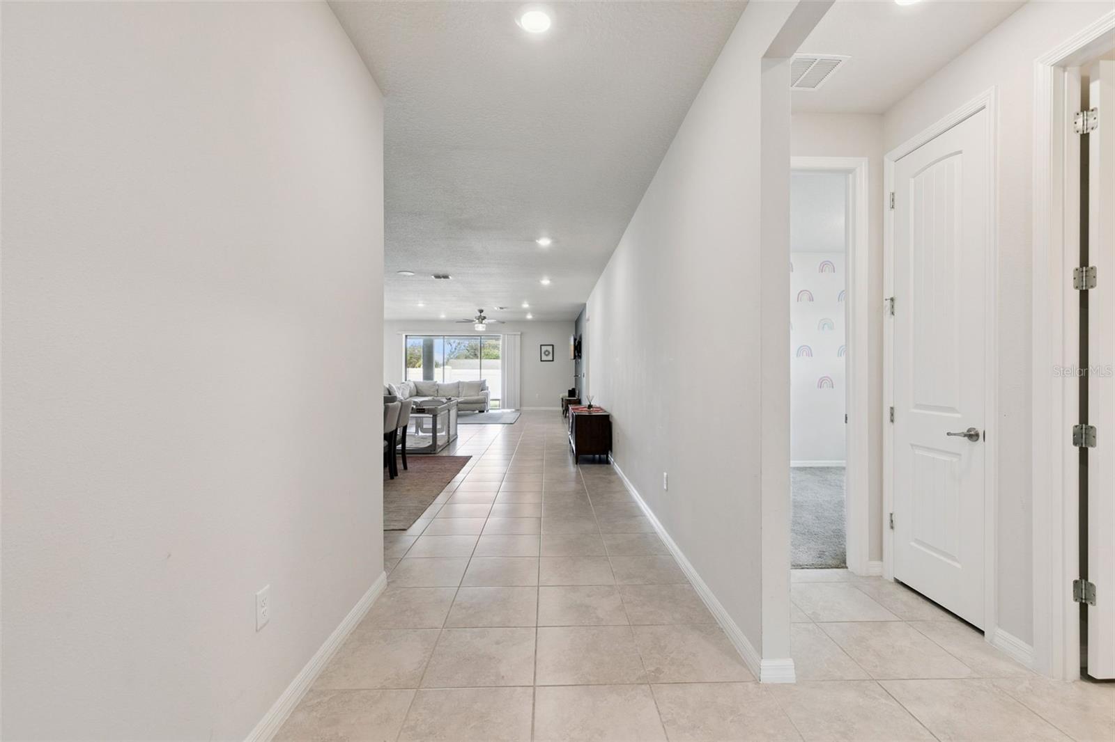 Image 7 of 59 For 3322 Canyon Grand Point