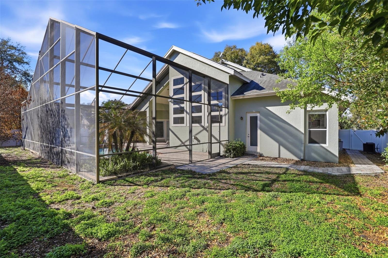 Image 38 of 43 For 8034 Landgrove Court