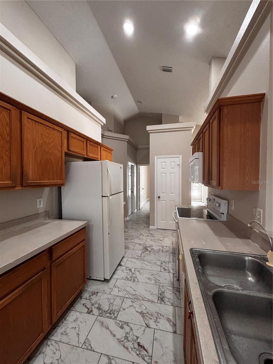 Image 7 of 15 For 2155 Kaylas Court