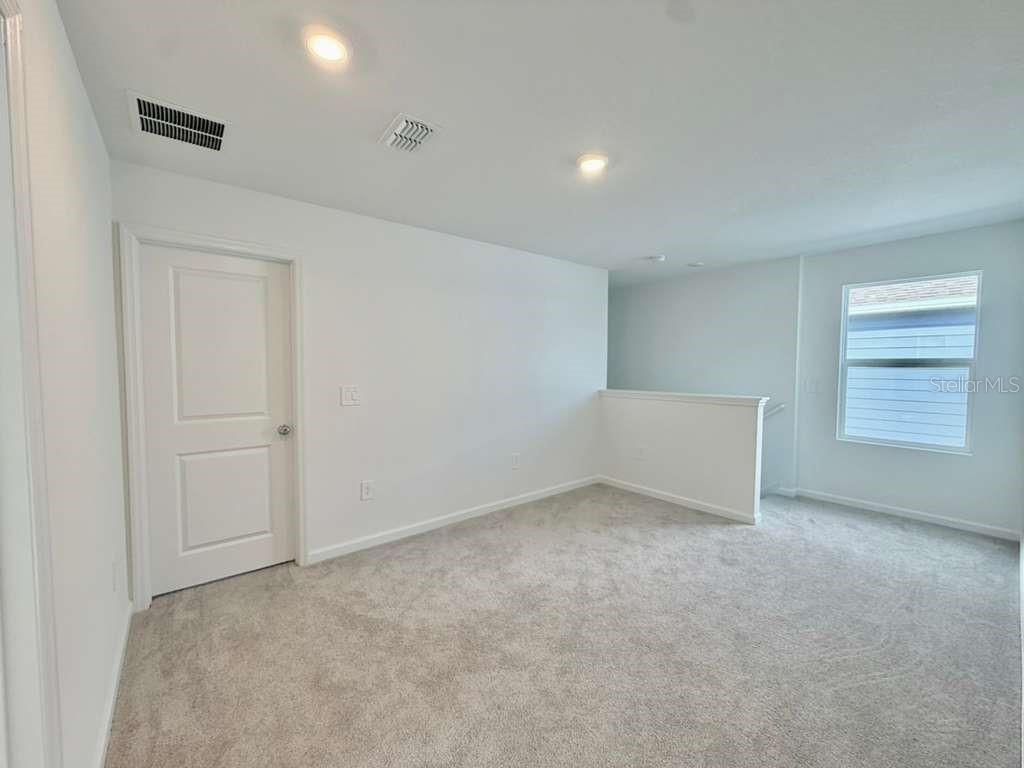 Image 9 of 22 For 3638 Hardman Drive