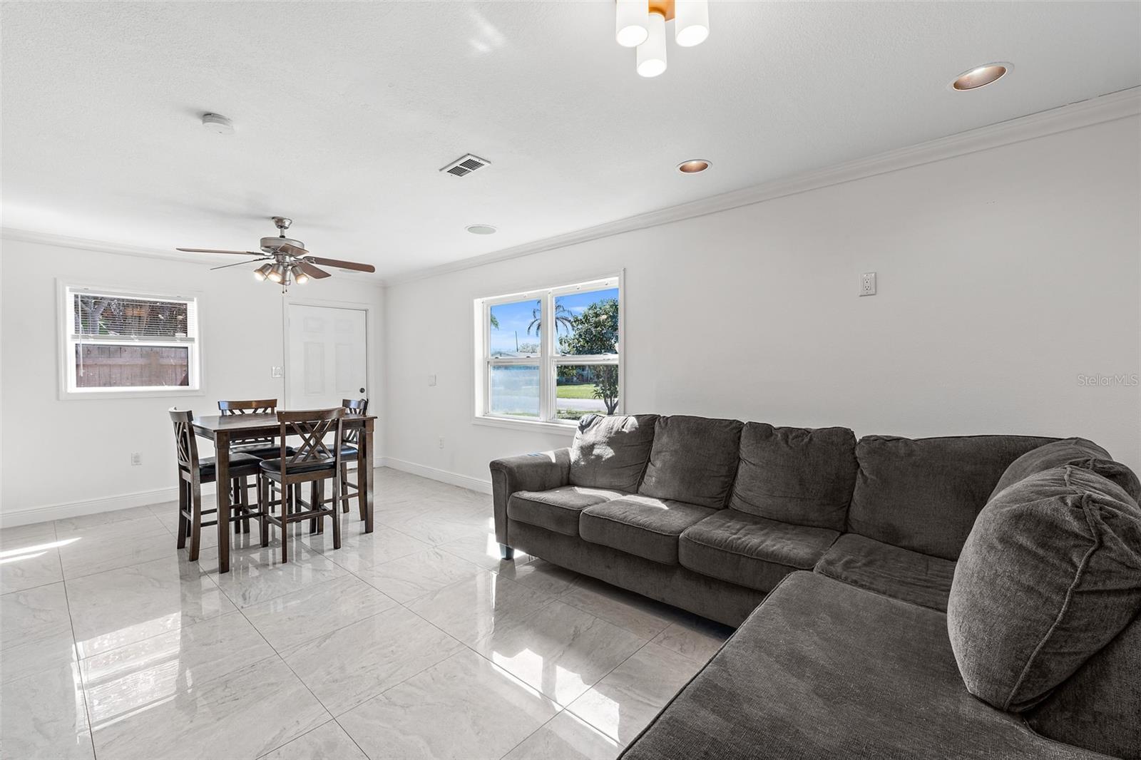 Image 11 of 26 For 218 Prince Avenue