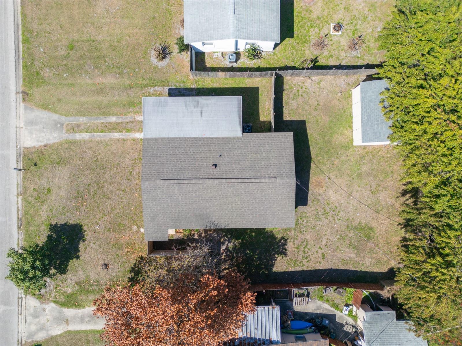 Image 19 of 26 For 218 Prince Avenue