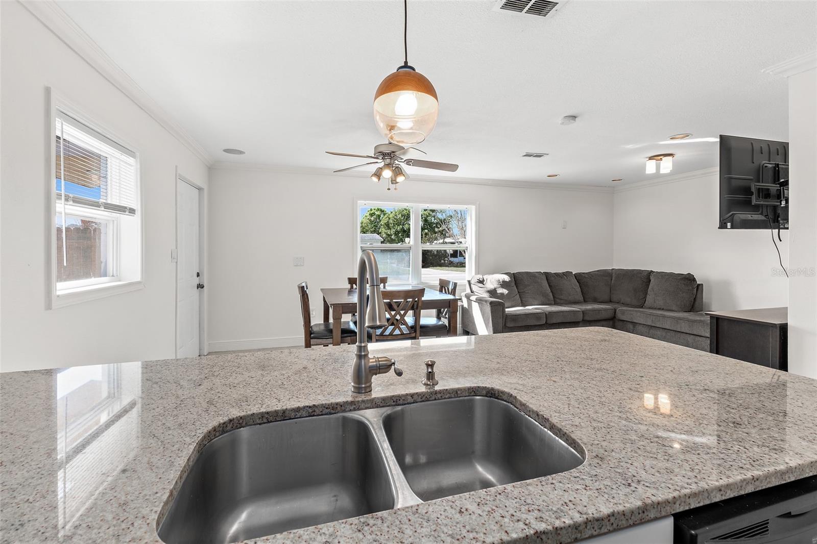 Image 7 of 26 For 218 Prince Avenue