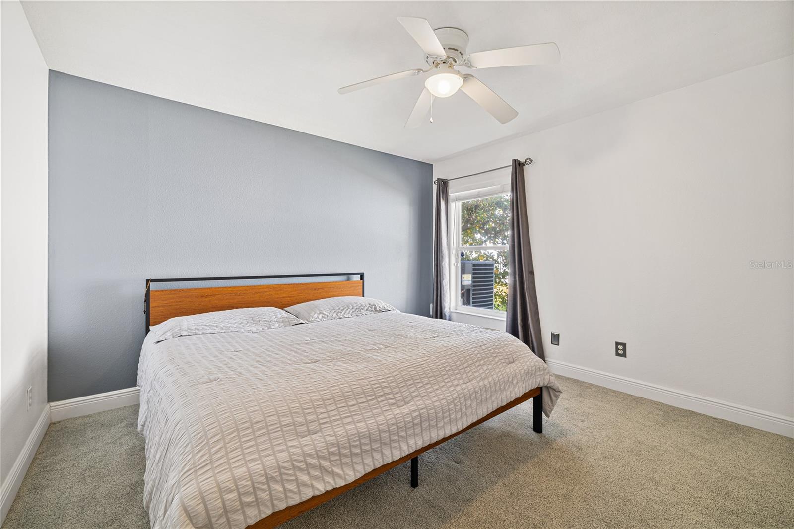 Image 15 of 27 For 2102 Applegate Drive