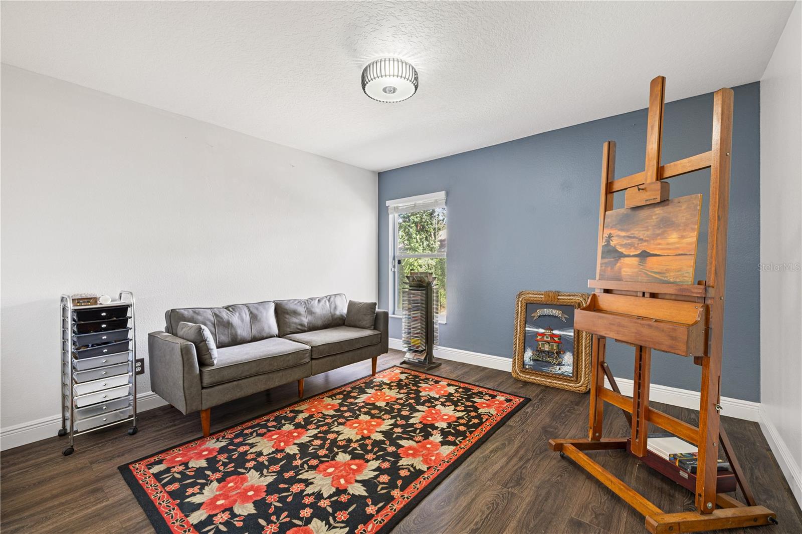 Image 17 of 27 For 2102 Applegate Drive