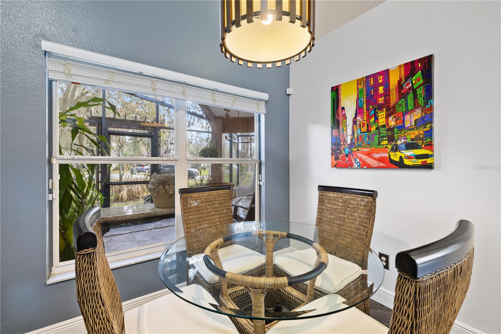 Image 8 of 27 For 2102 Applegate Drive