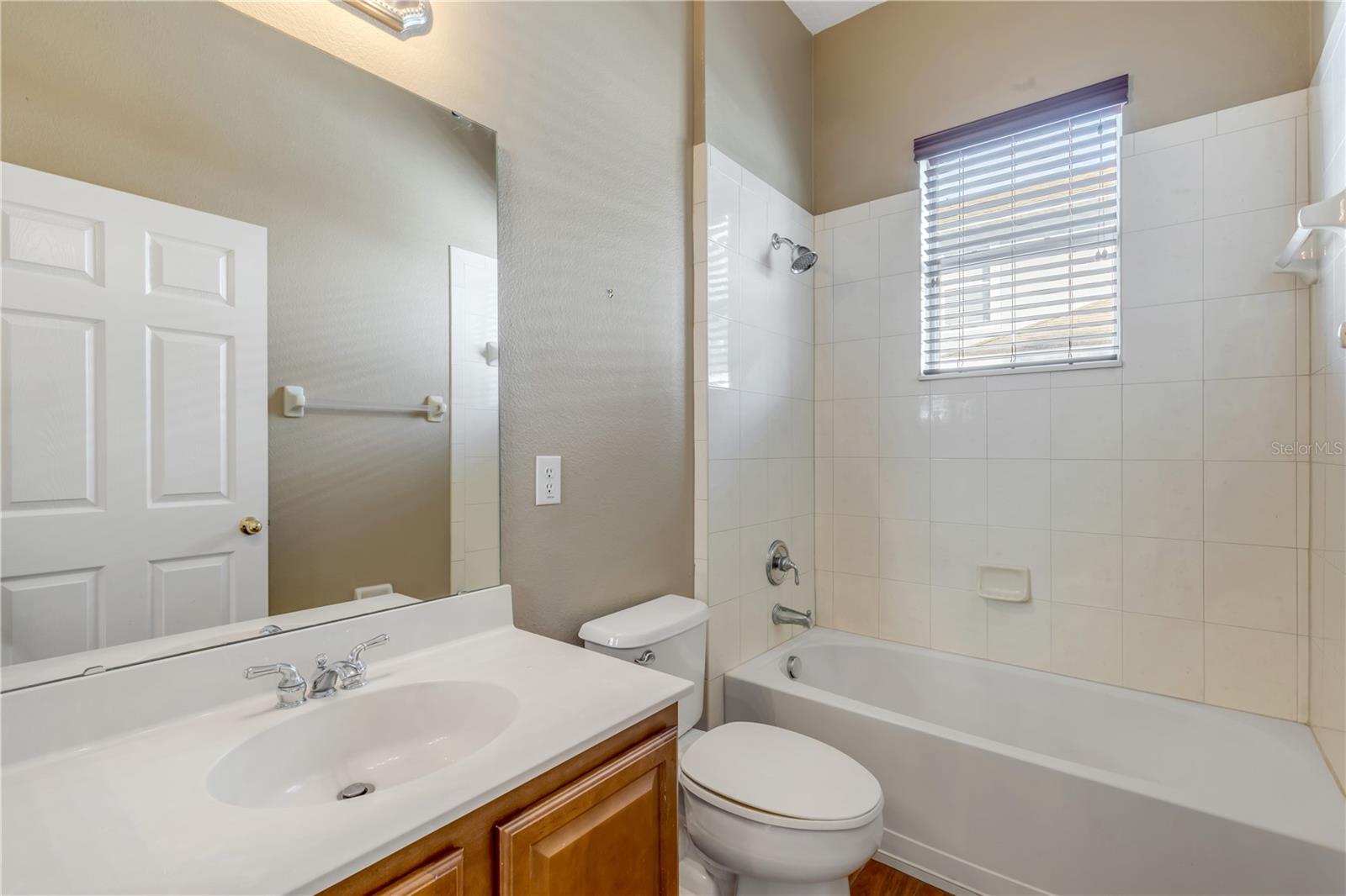 Image 22 of 36 For 414 Holly Fern Trail